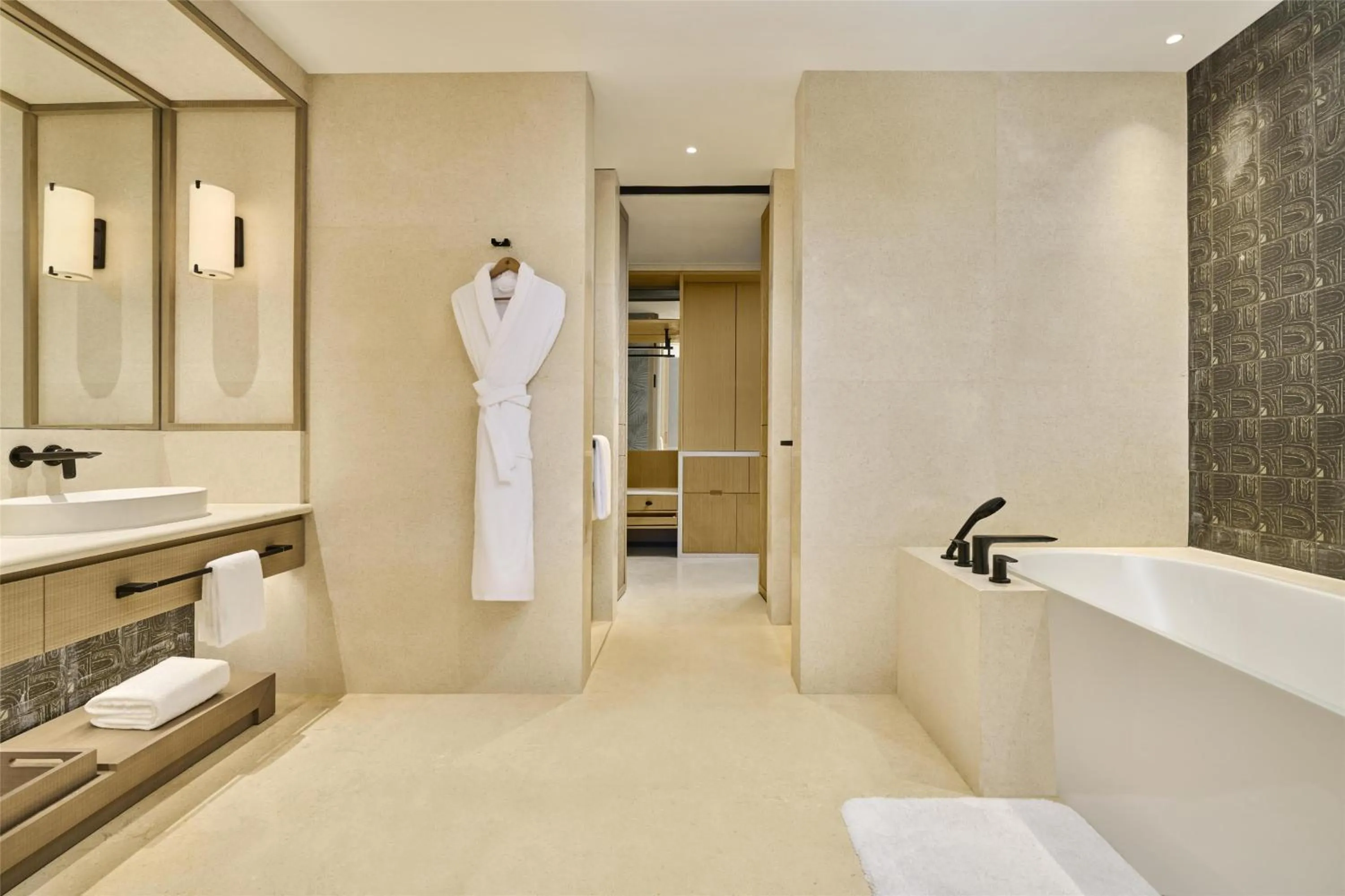 Bathroom in Shu Hua Hotel Tianmu Mountain, Curio Collection By Hilton
