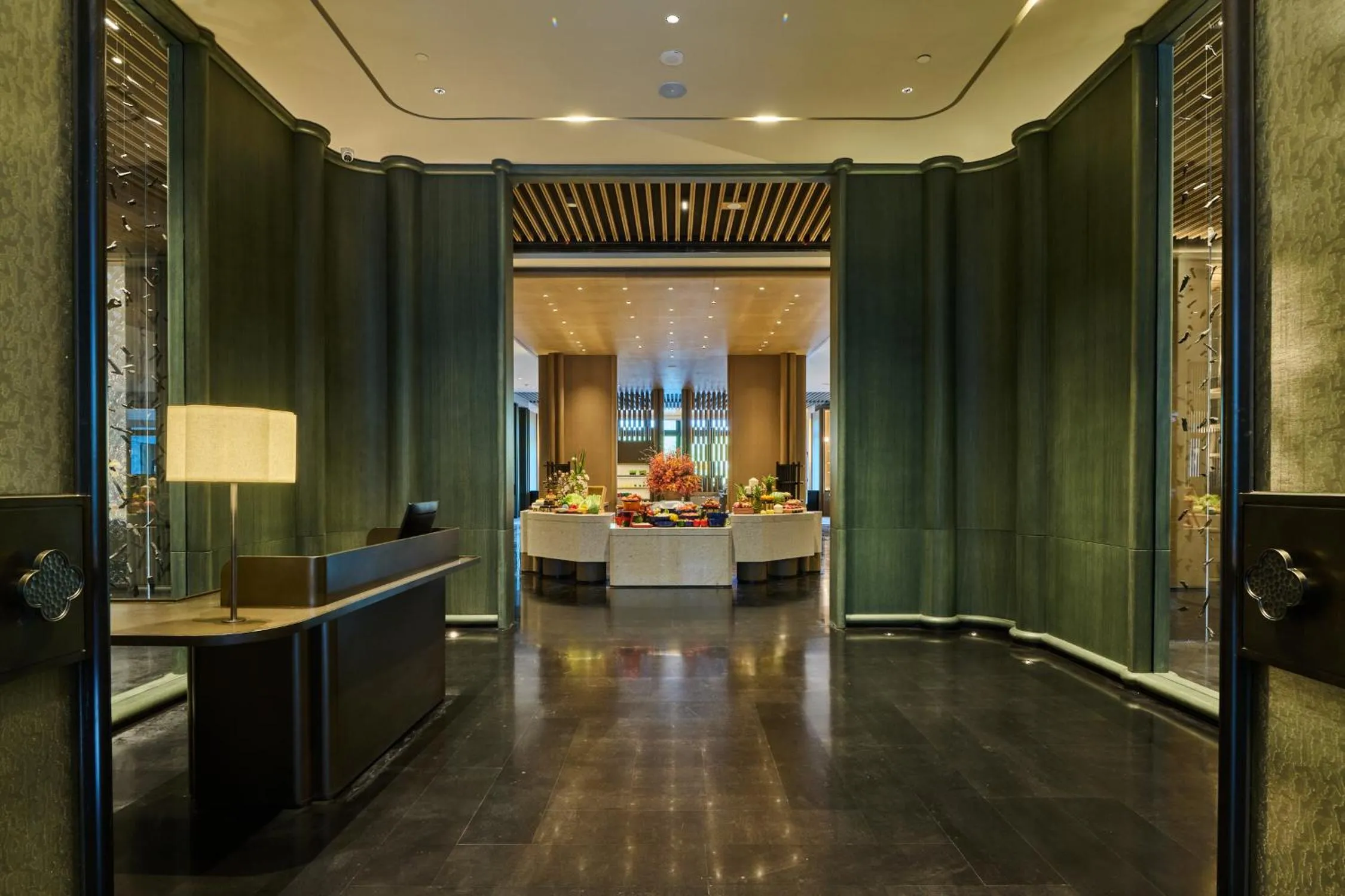 Breakfast in Shu Hua Hotel Tianmu Mountain, Curio Collection By Hilton