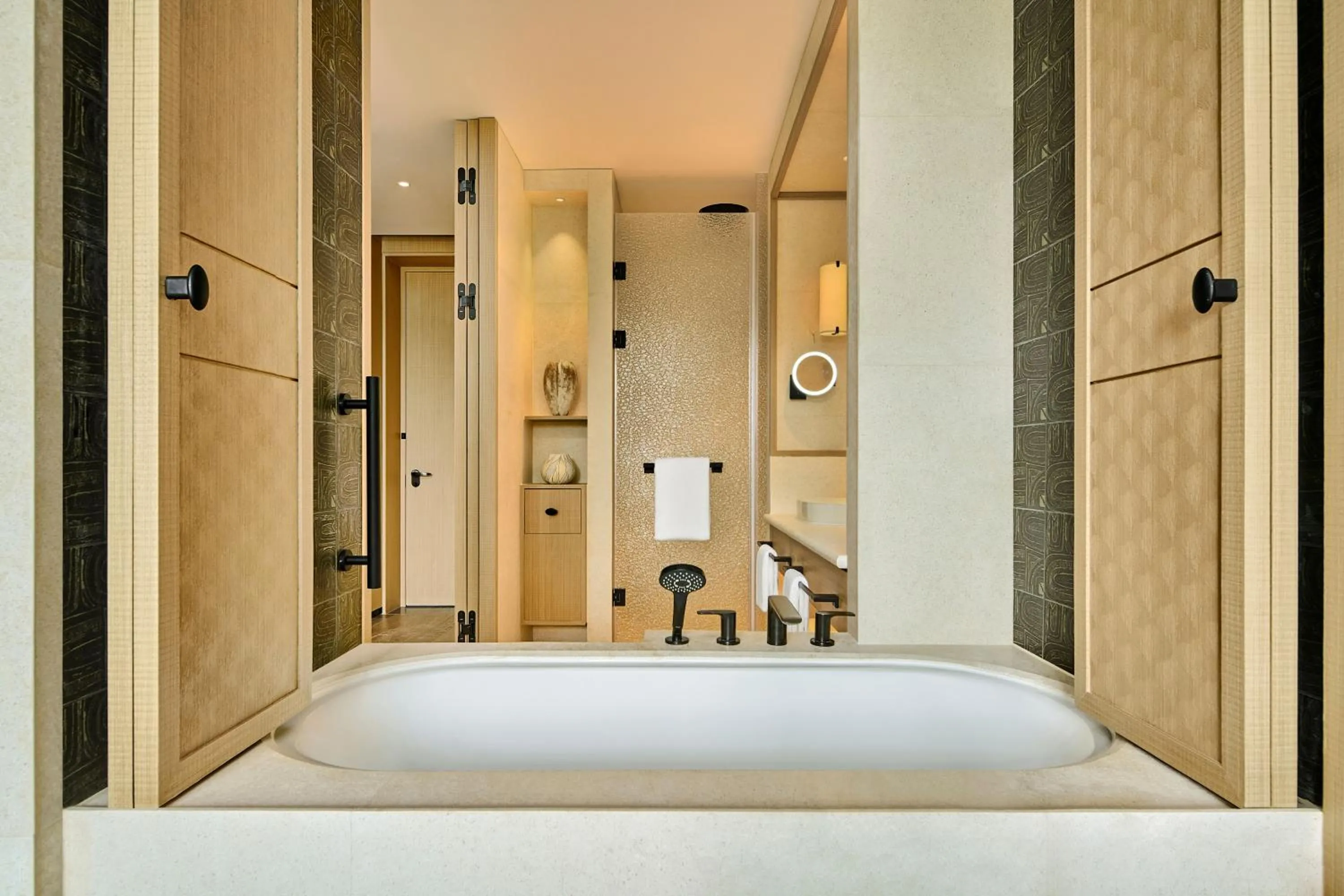 Bathroom, Bed in Shu Hua Hotel Tianmu Mountain, Curio Collection By Hilton