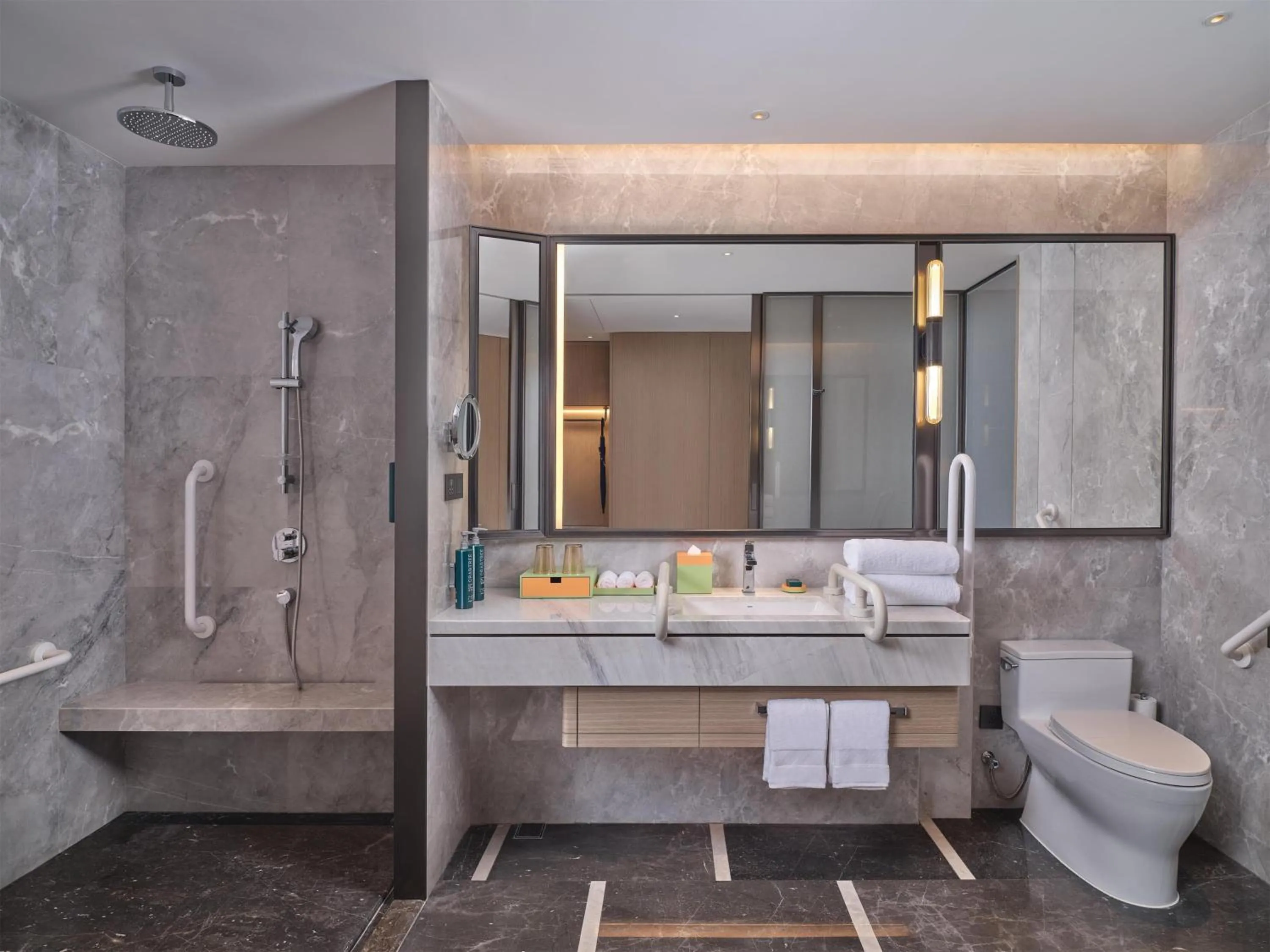 Bathroom in Hilton Huizhou