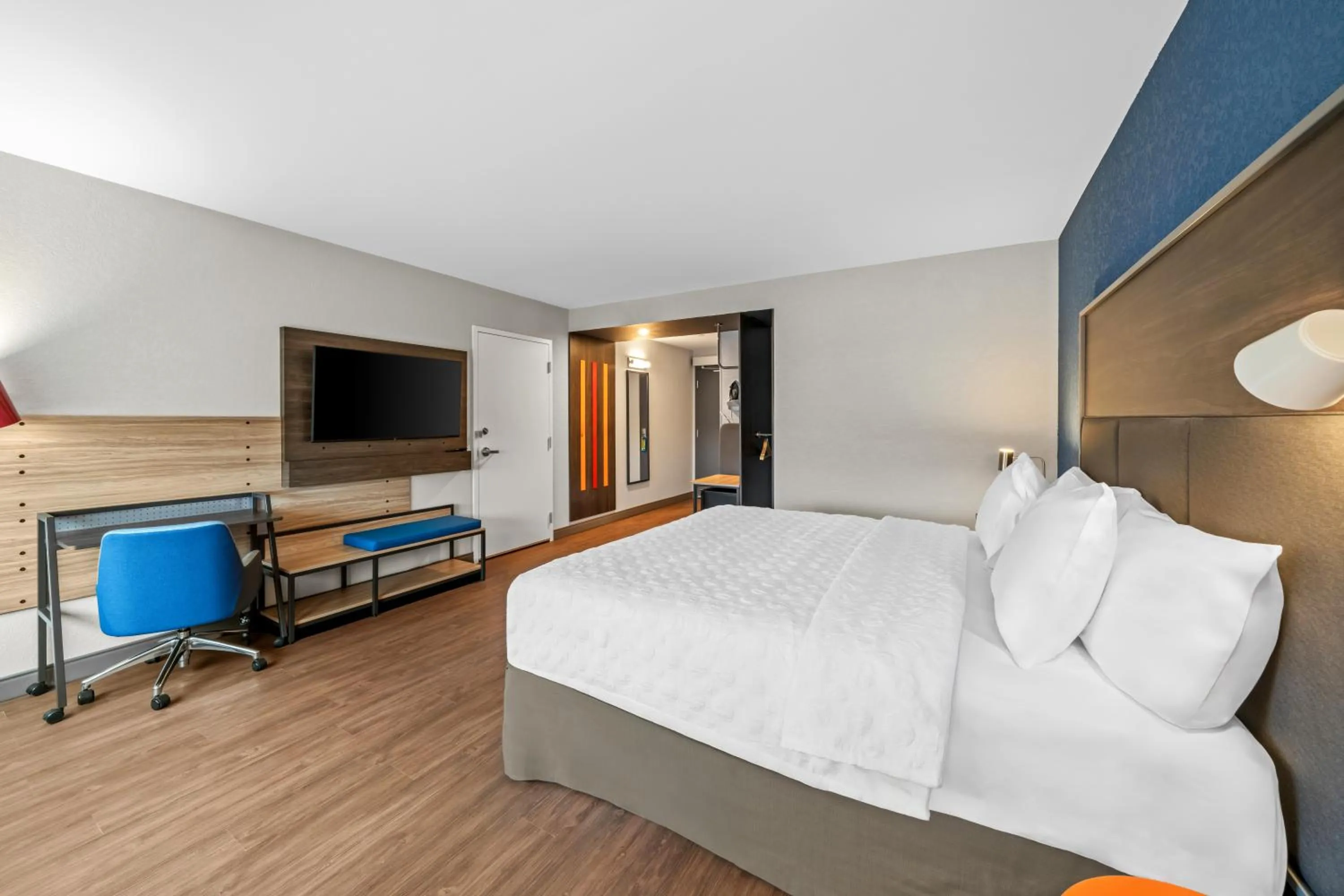 Bed in Tru By Hilton Oshawa