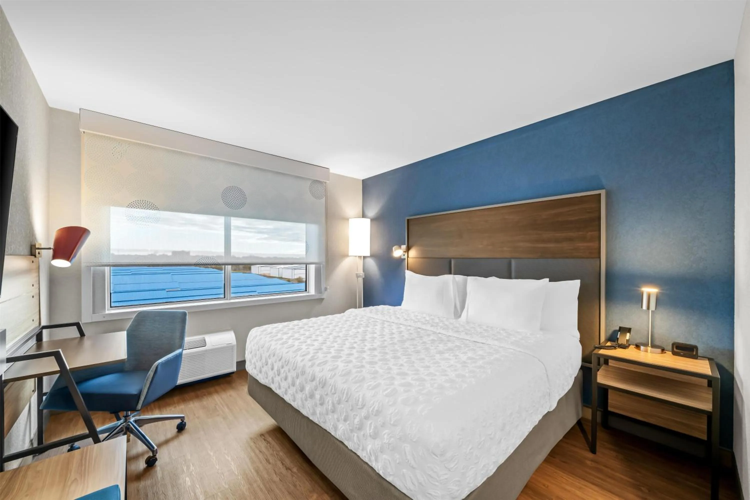 Bed in Tru By Hilton Oshawa