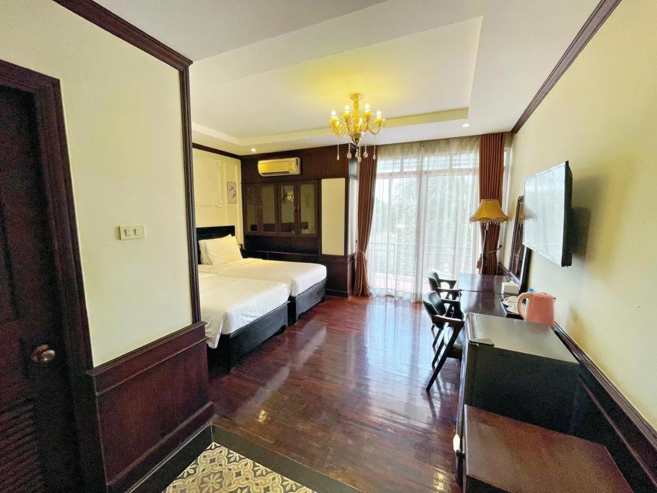 Bed in Vientiane Golden Sun Hotel