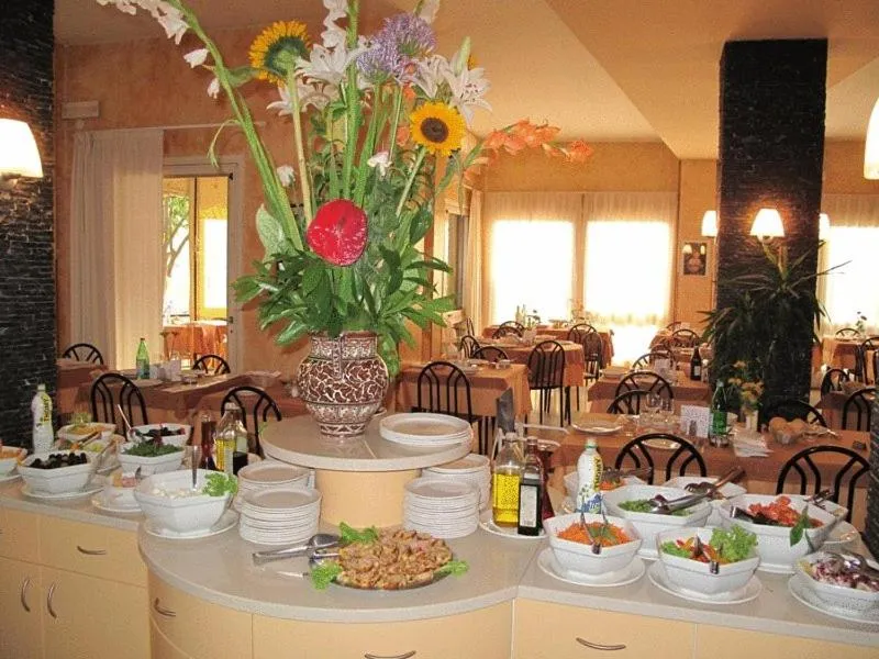 Food in Hotel Olympic