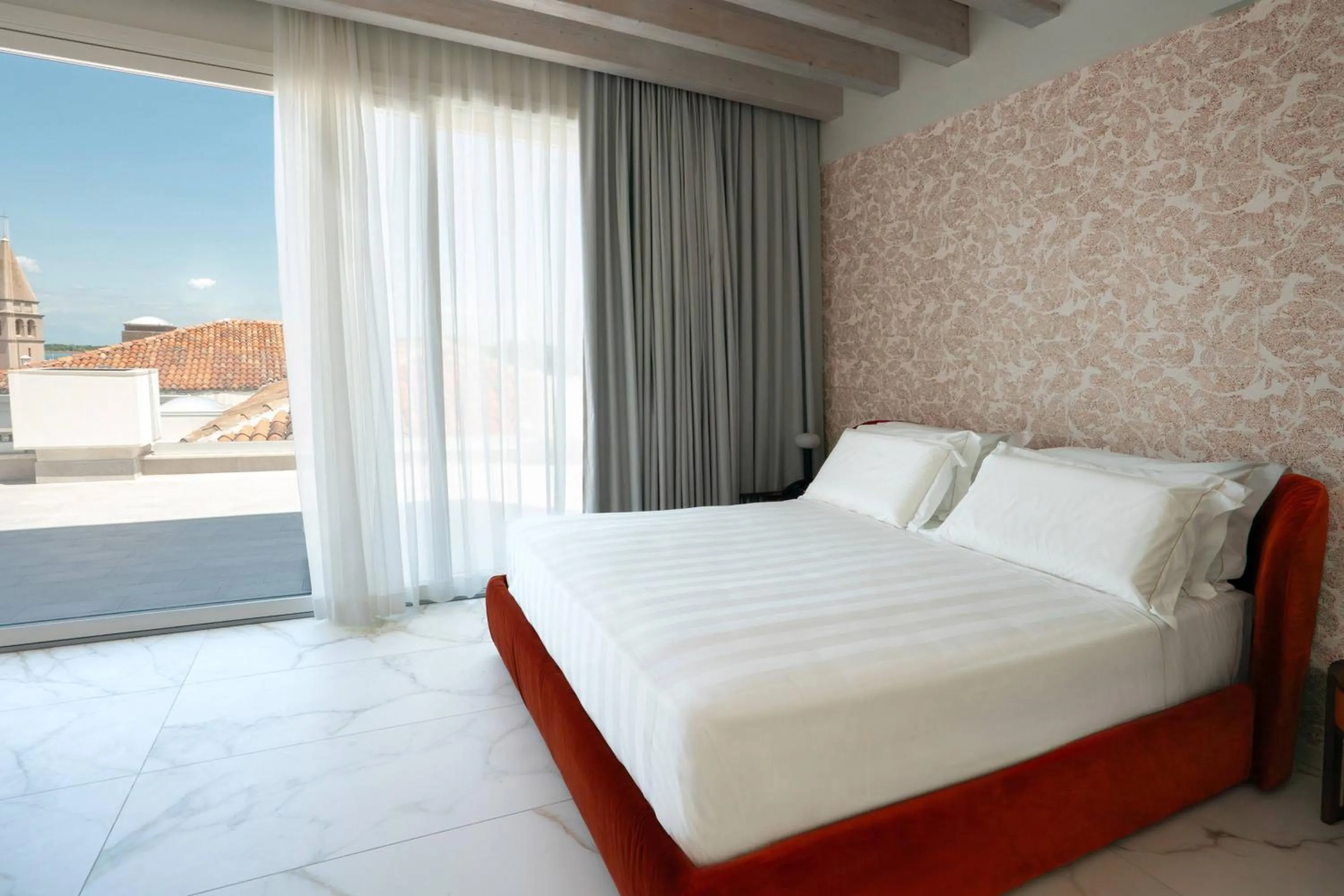 Bed in Melia Venezia Lido