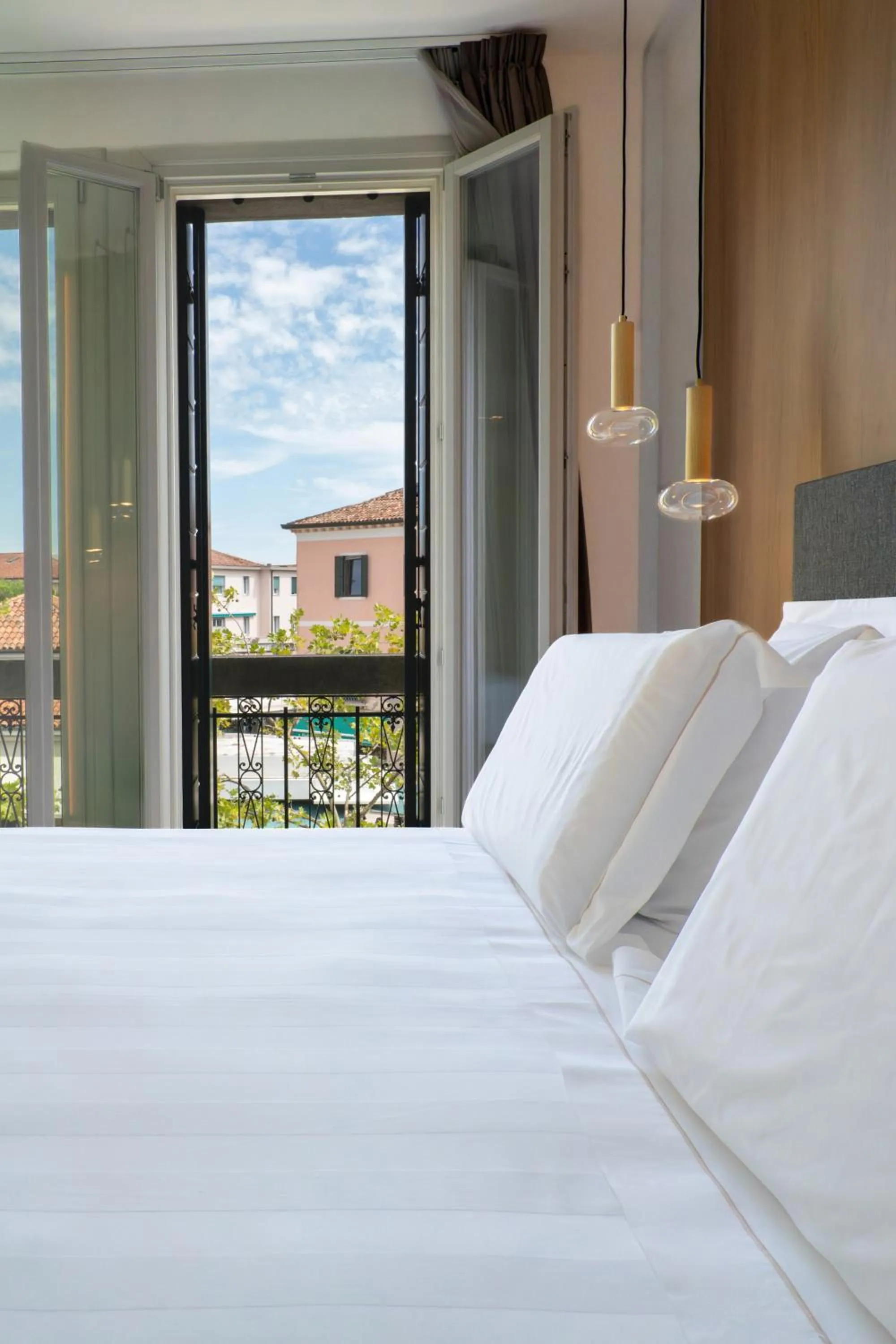 Bed in Melia Venezia Lido