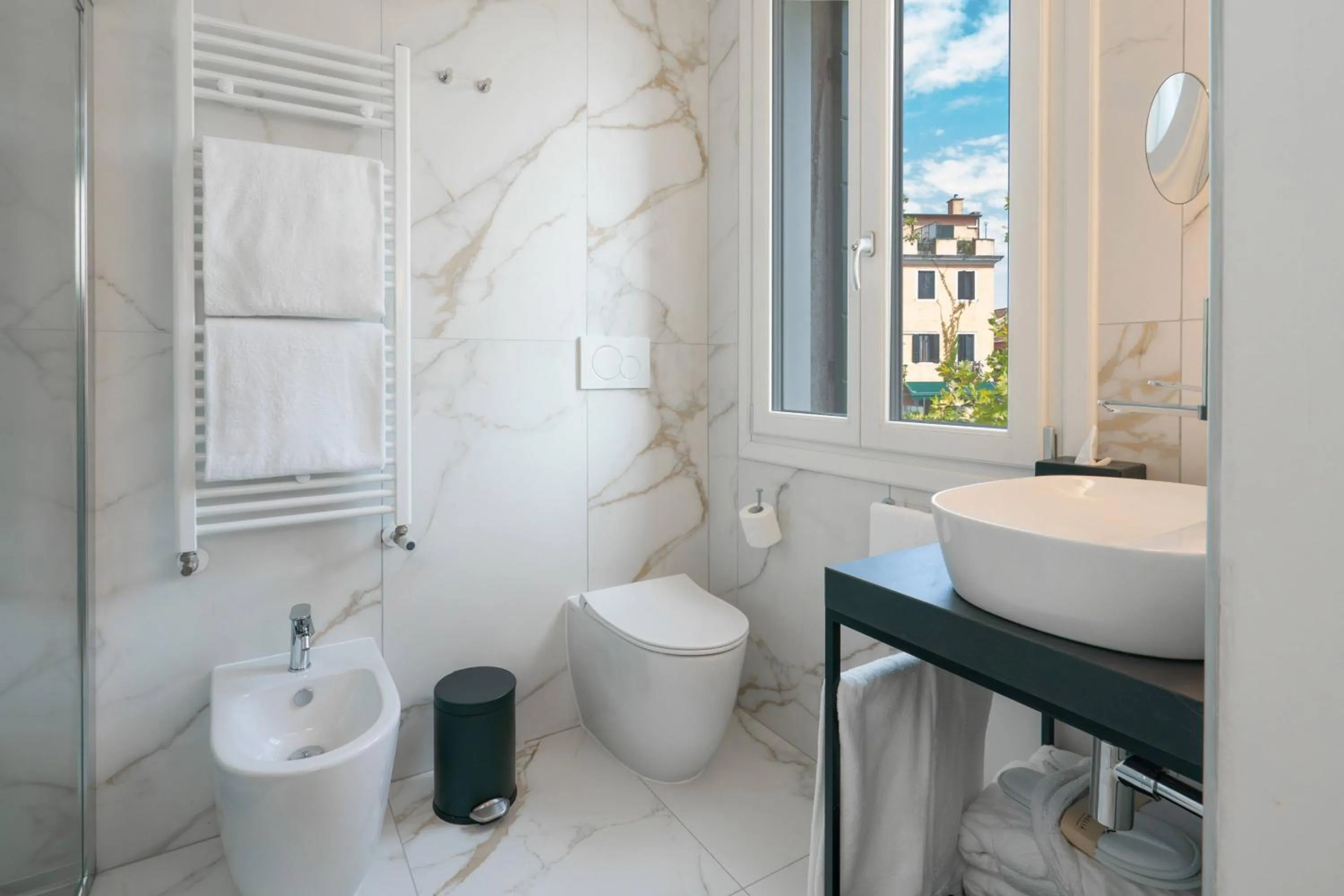 Bathroom in Melia Venezia Lido