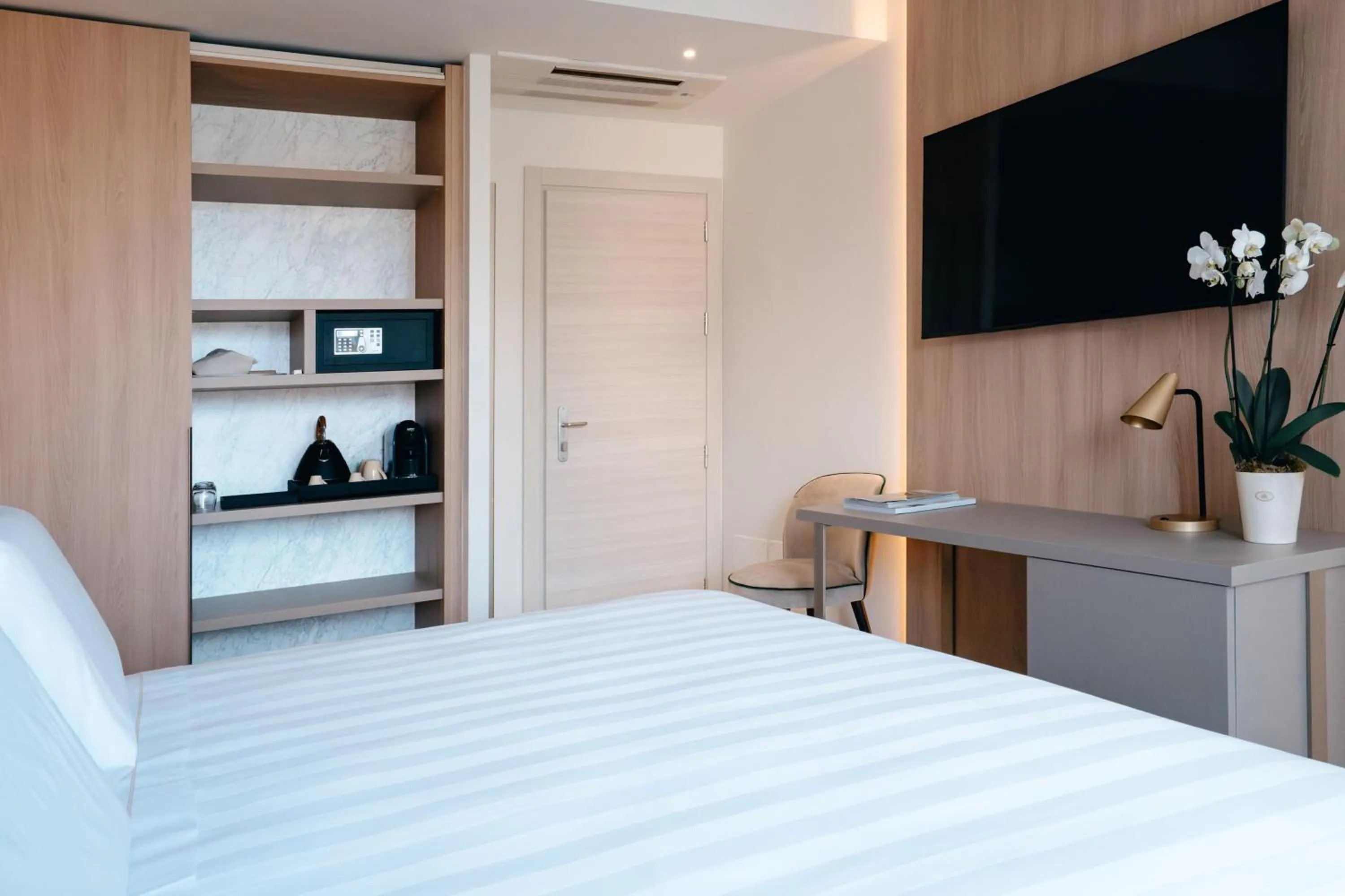 Bed in Melia Venezia Lido