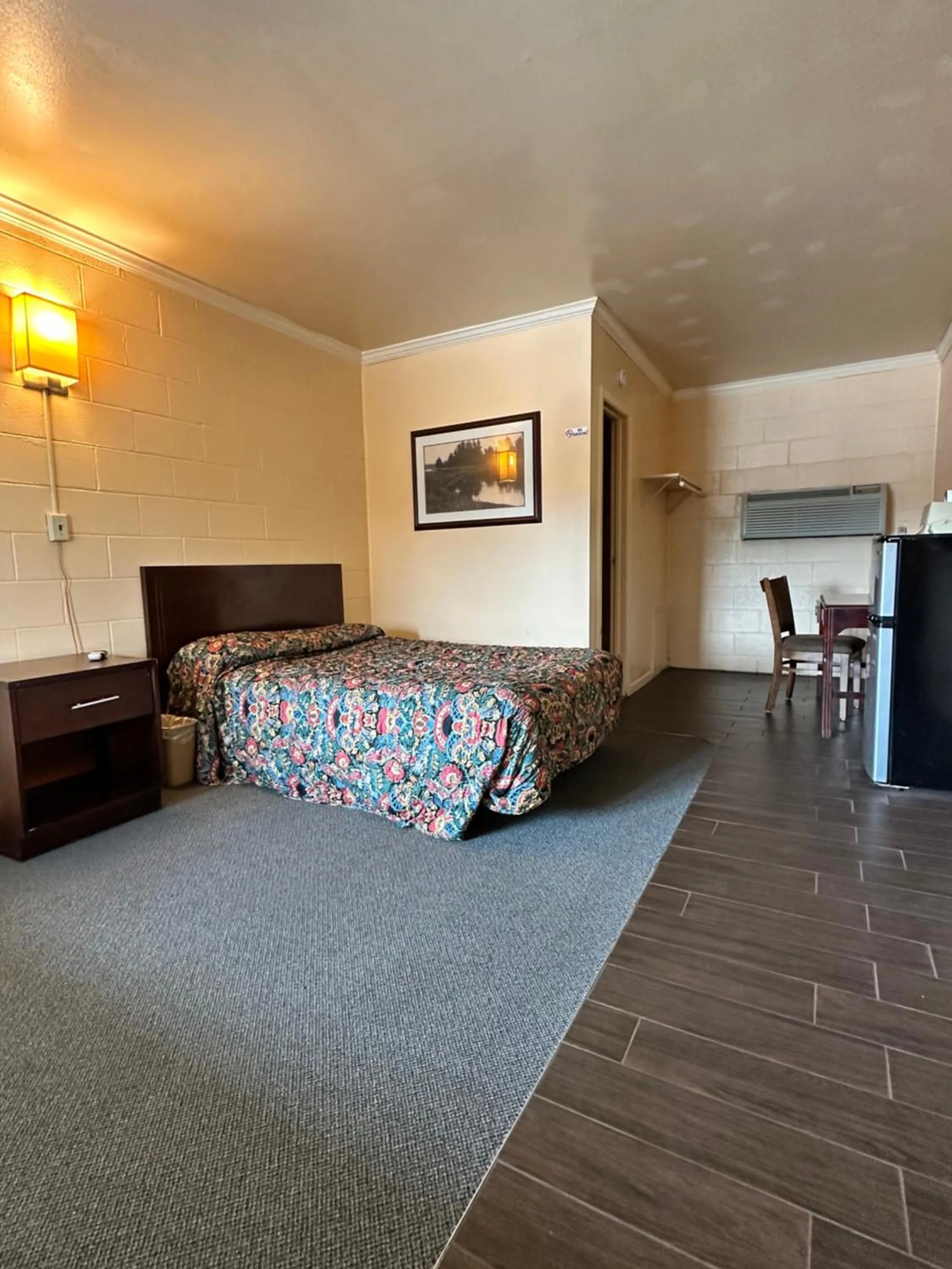 Harmony House Motel