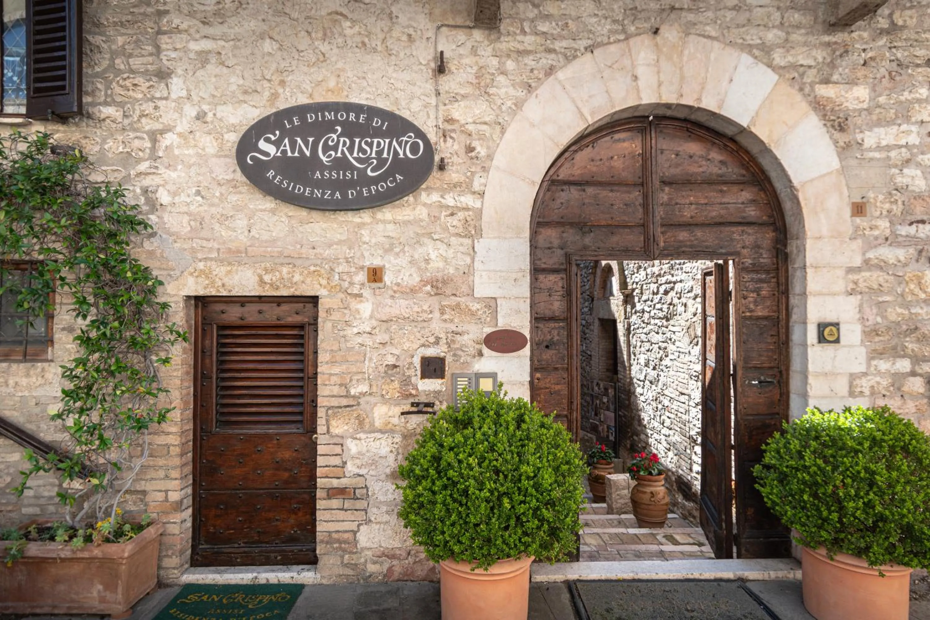 Facade/entrance in Residenza D'epoca San Crispino