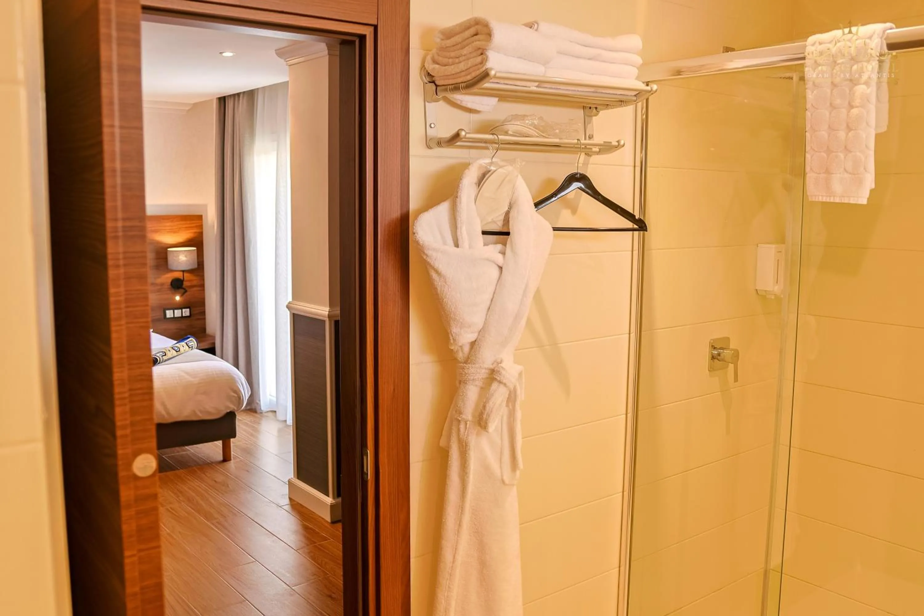 Double Room - single occupancy in Lounis Hôtel by Atlantis