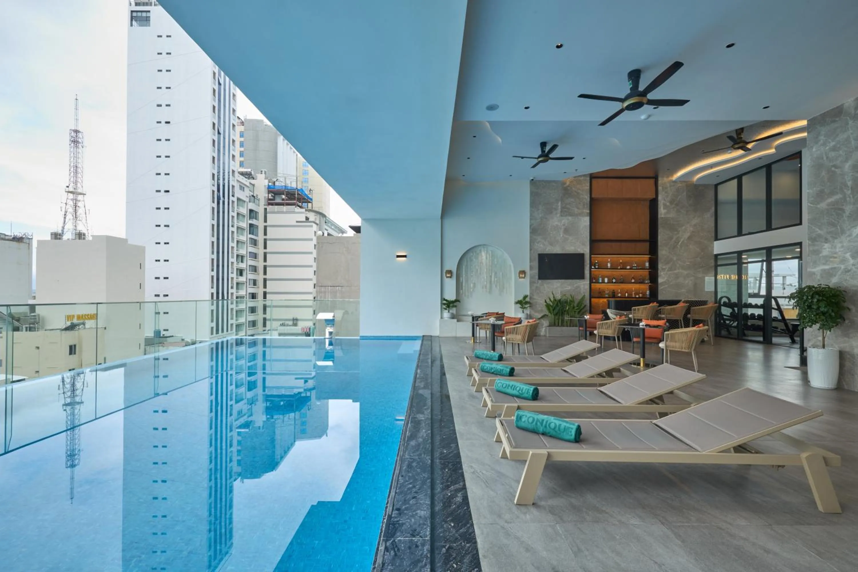 Iconique Hotel Nha Trang