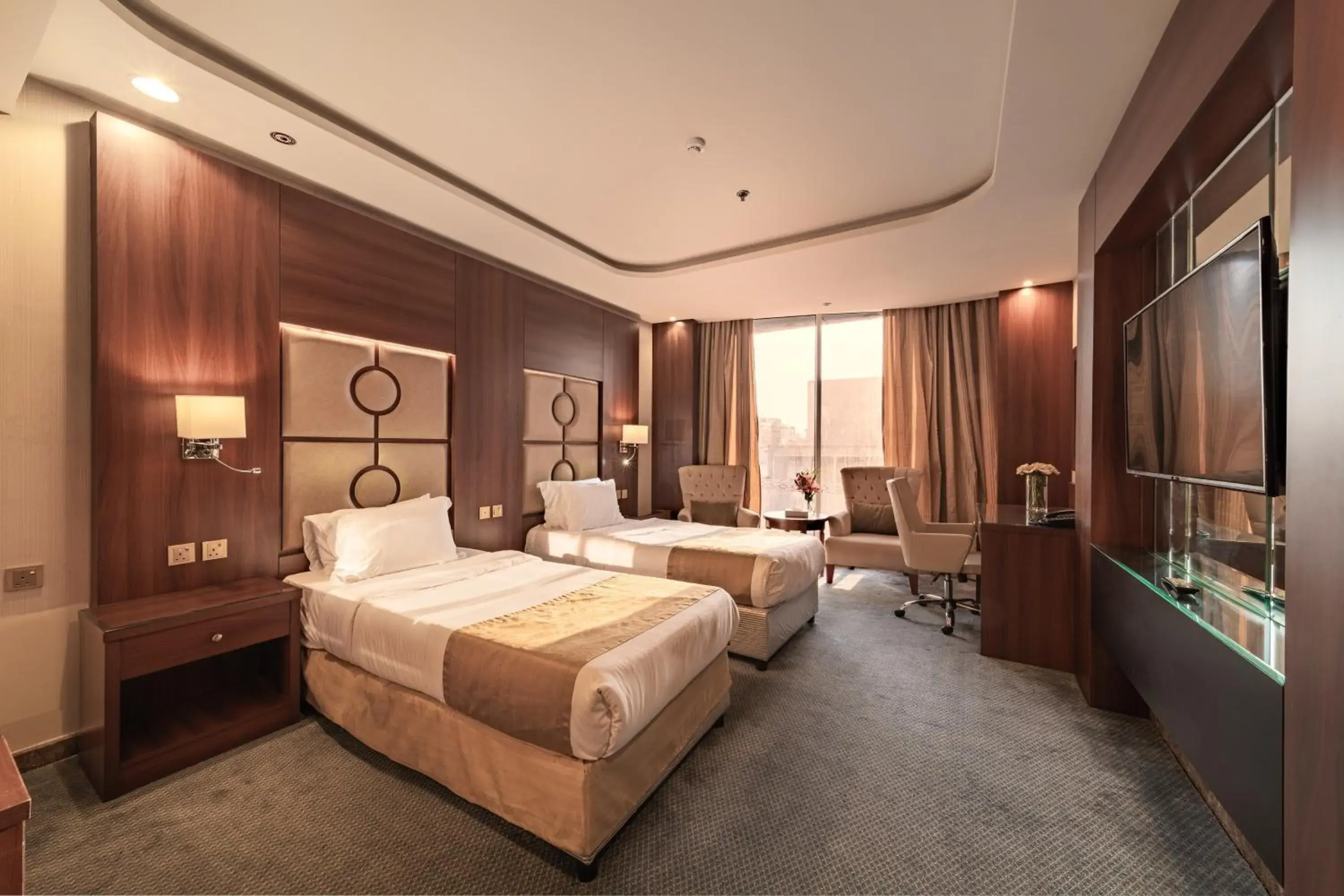 Deluxe Double - Twin in Sunday Red Sea Fountain Alhamra Formerly Vivid Plaza Hotel Deluxe Double - Twin in Sunday Red Sea Fountain Alhamra Formerly Vivid Plaza Hotel