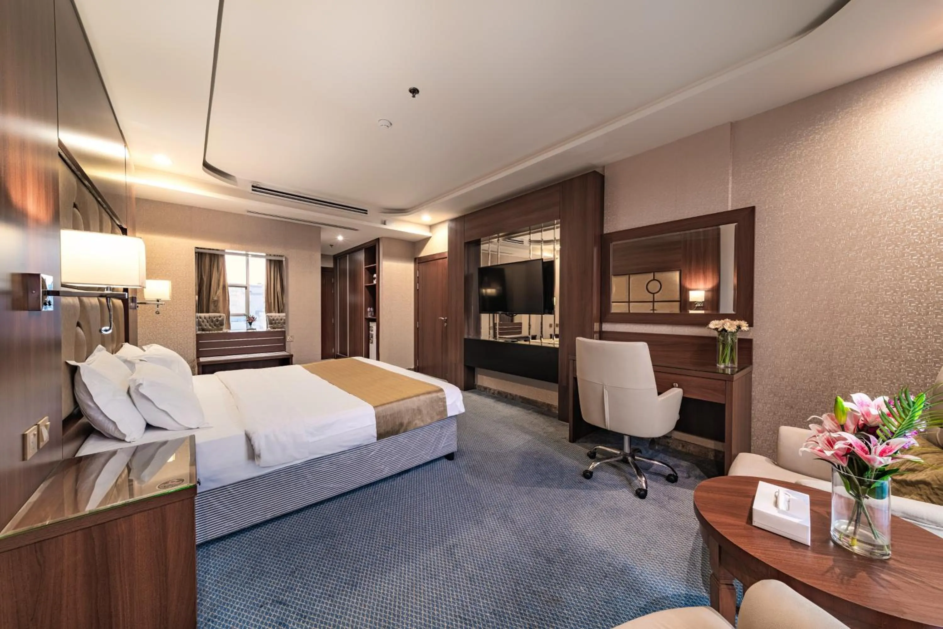 Bedroom in Sunday Red Sea Fountain Alhamra Formerly Vivid Plaza Hotel