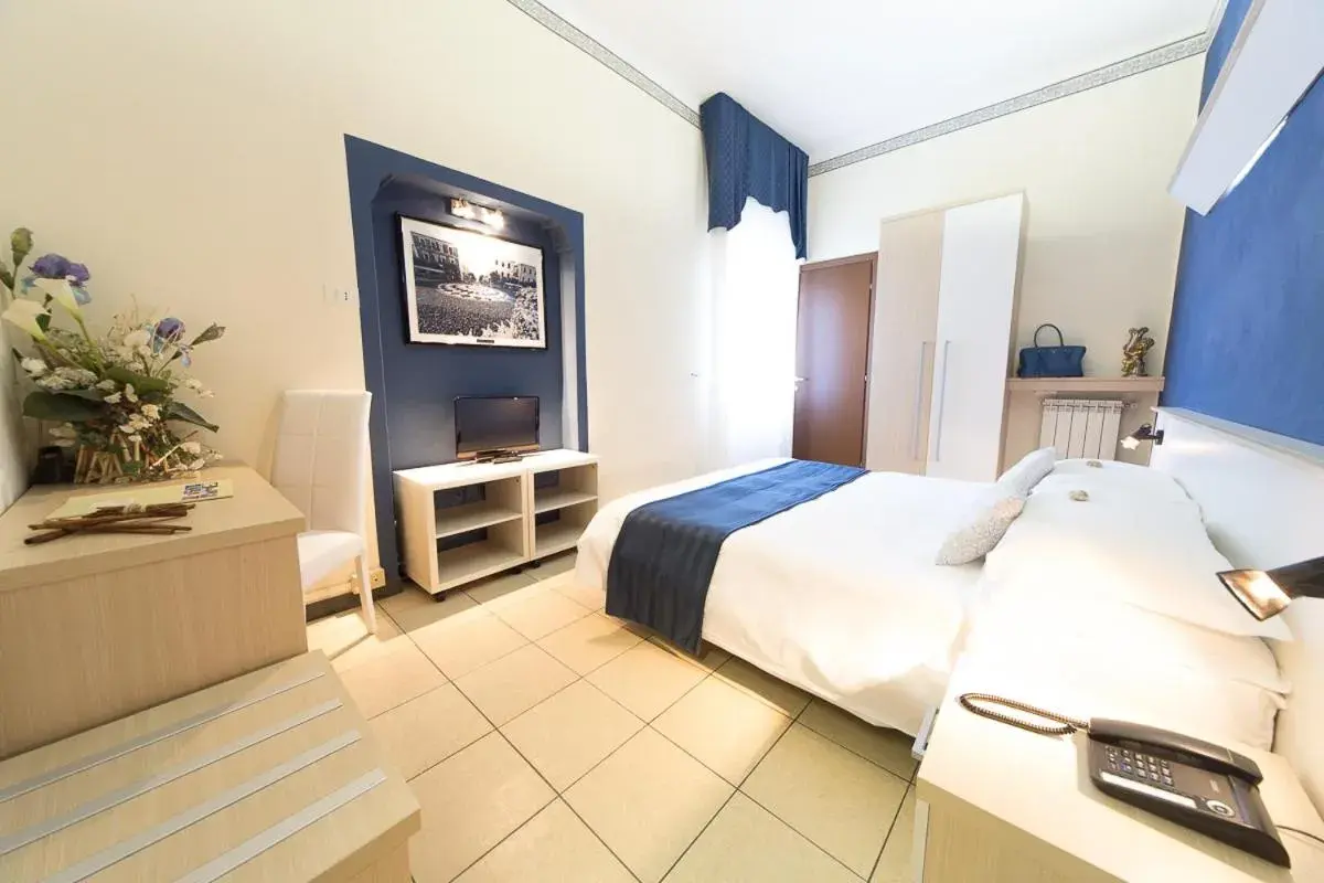 Standard Double Room in Hotel Villa Igea Mhotelsgroup Standard Double Room in Hotel Villa Igea Mhotelsgroup