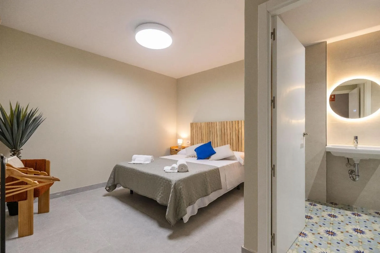 Bed in Carmen Beach Hostel Cullera