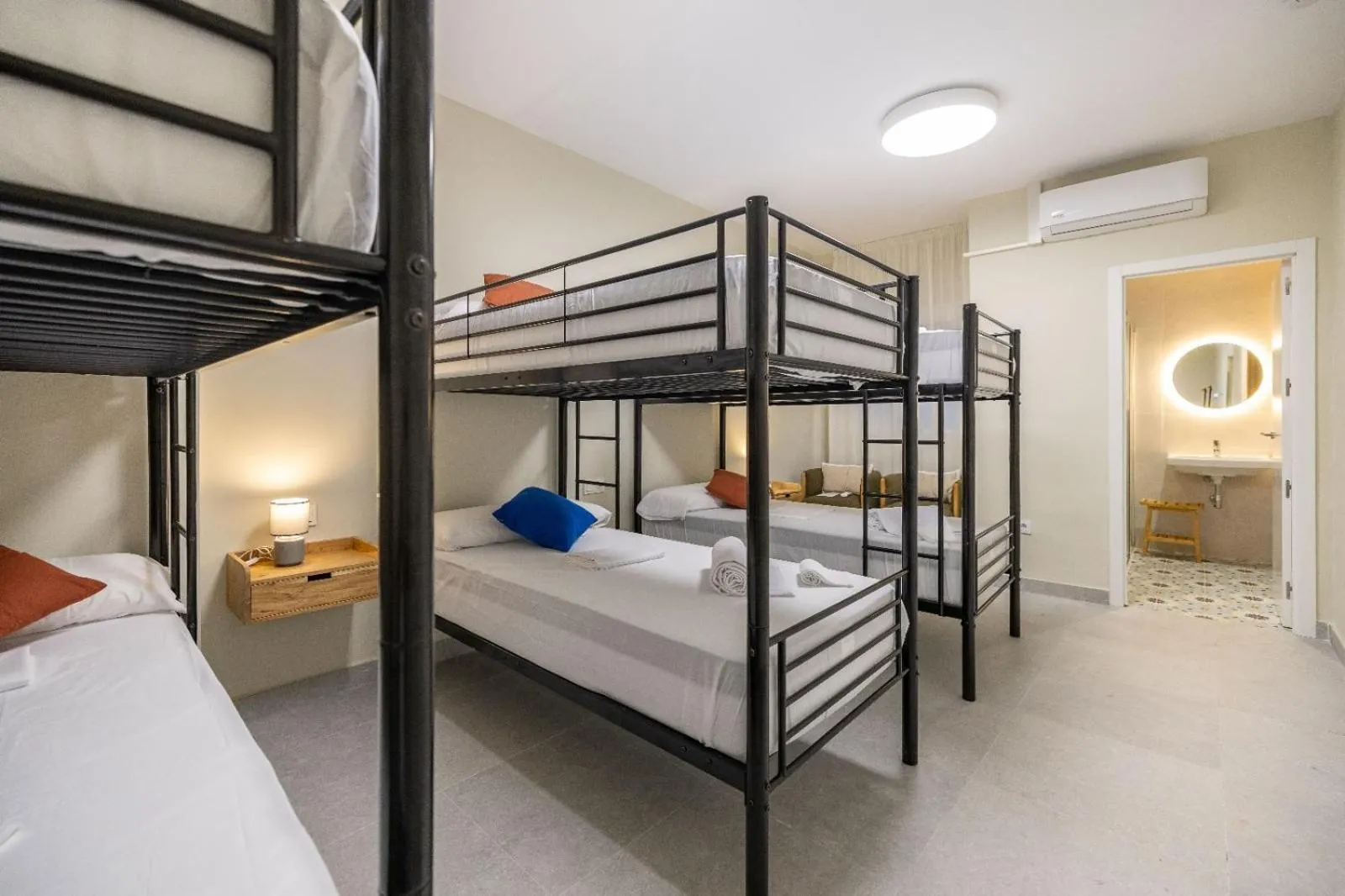 Photo of the whole room, Bed in Carmen Beach Hostel Cullera