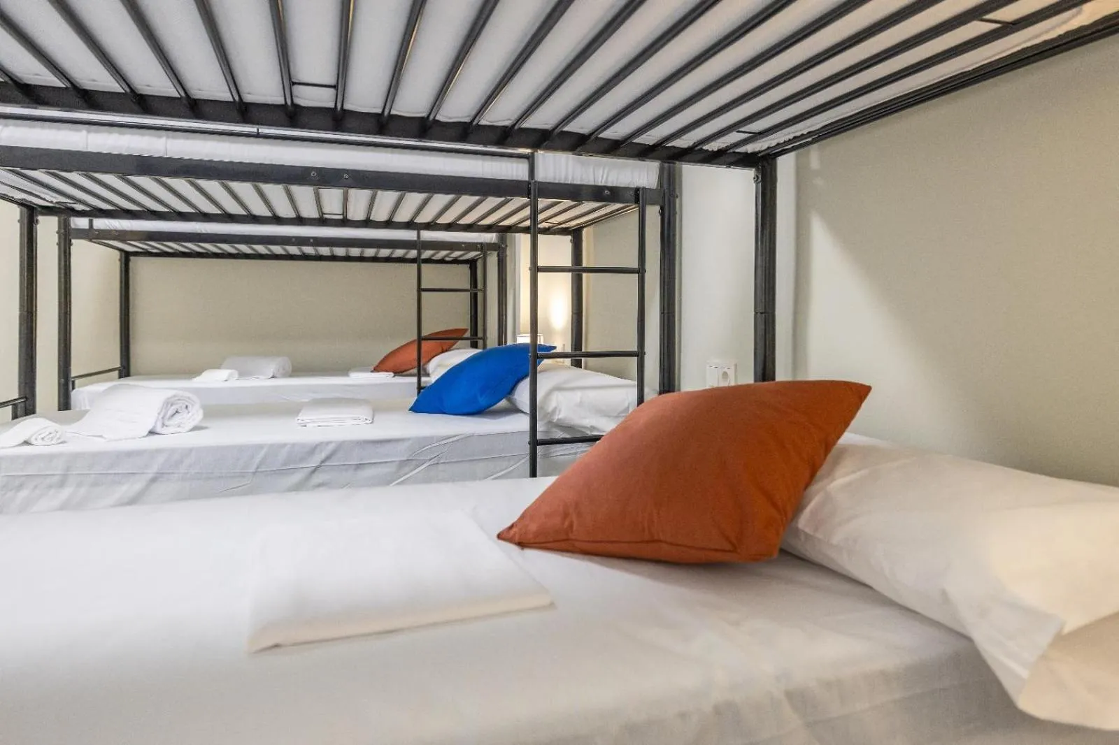Bed in Carmen Beach Hostel Cullera