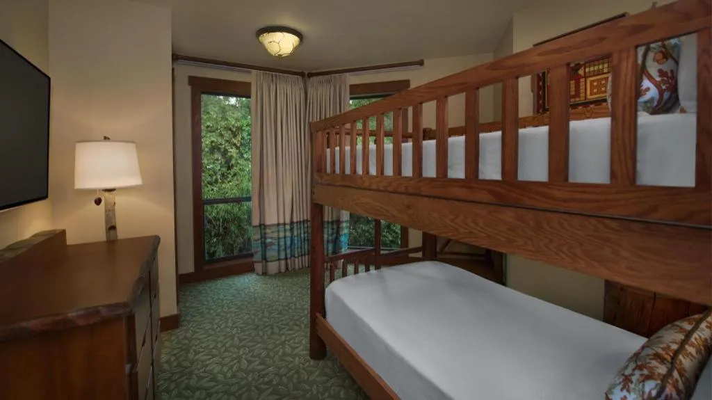 Bed in Disney's Saratoga Springs Resort & Spa
