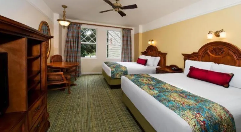 Bed in Disney's Saratoga Springs Resort & Spa