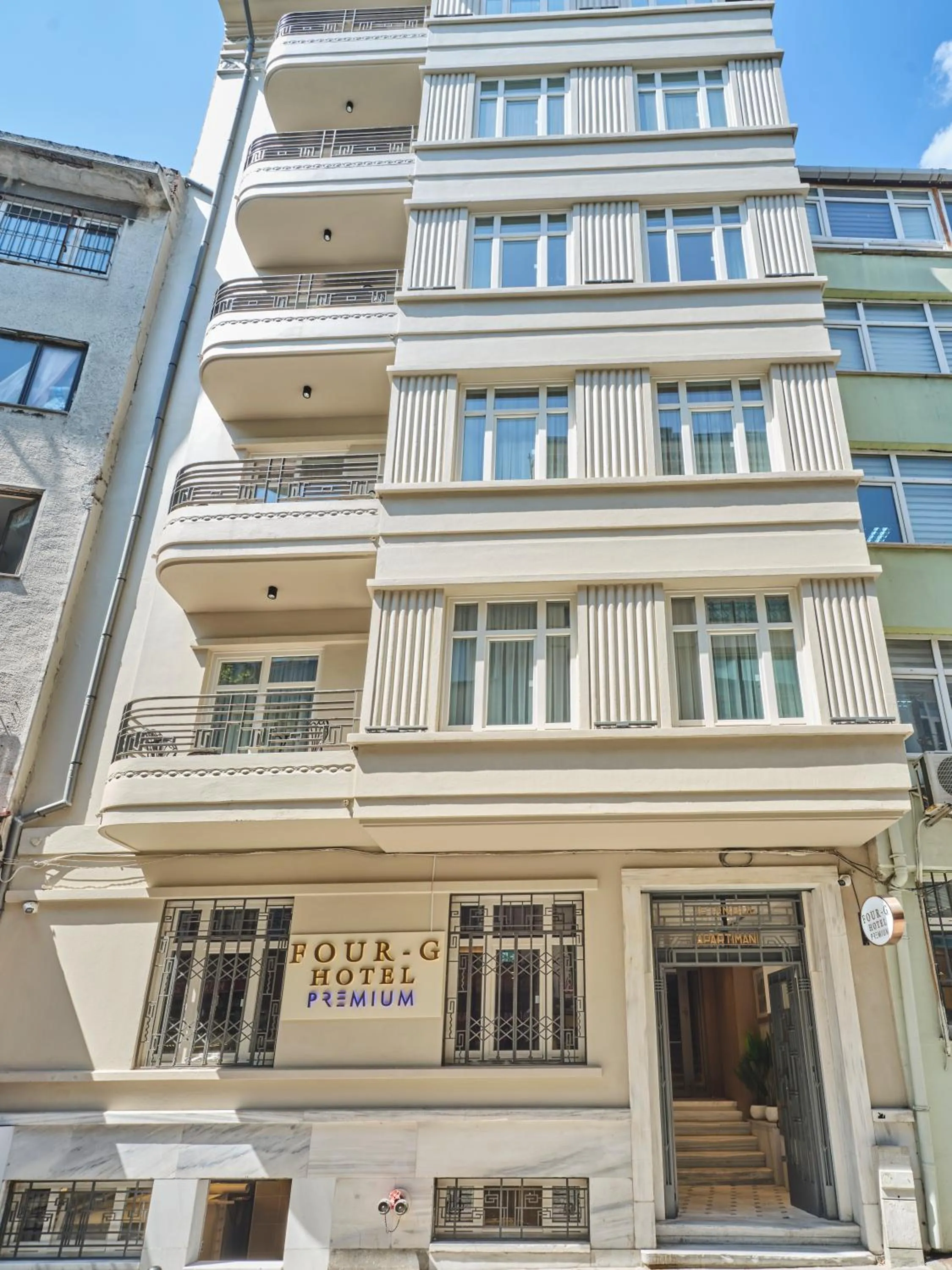 Facade/entrance in Four-G Hotel Premium