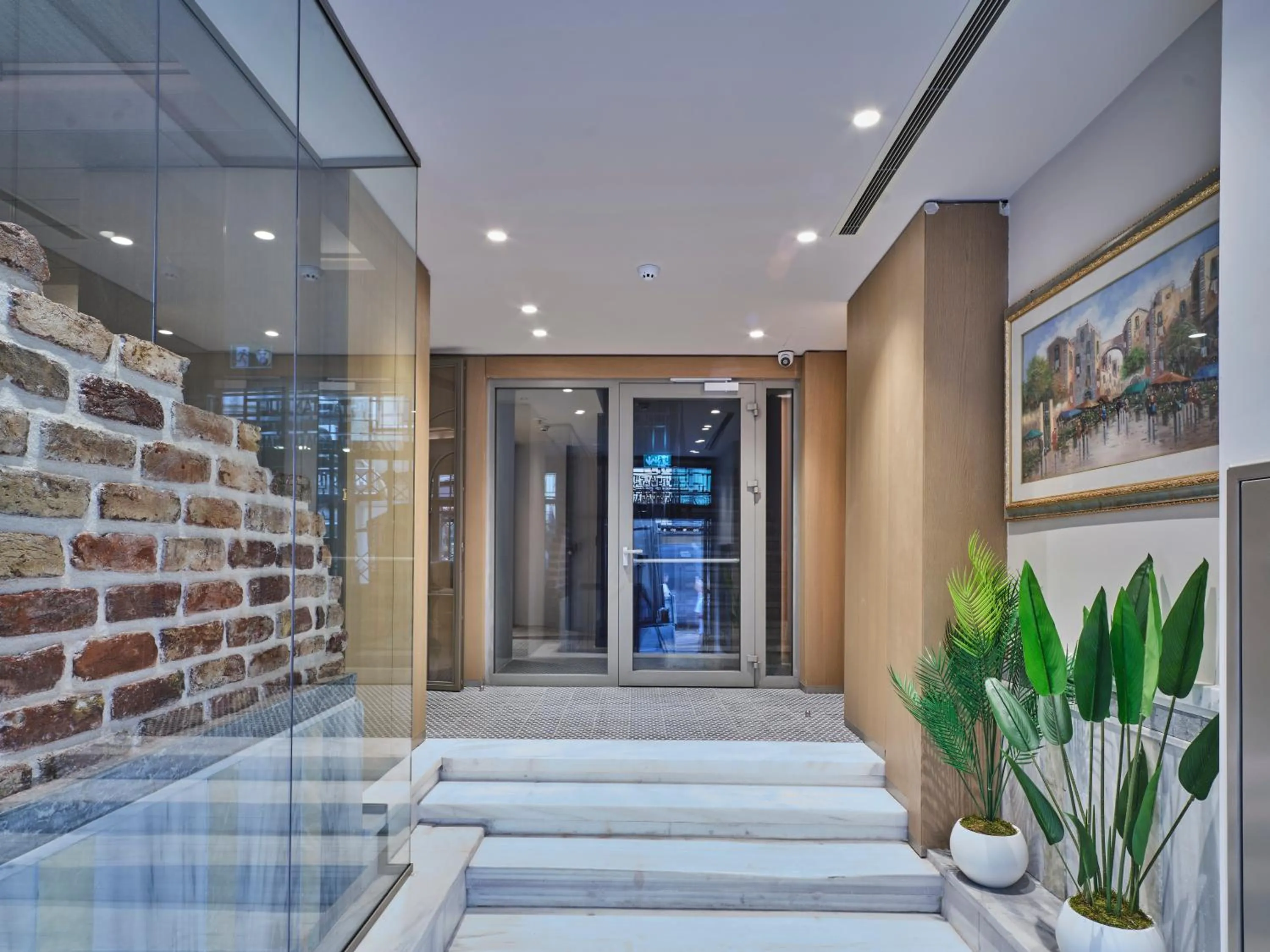 Facade/entrance in Four-G Hotel Premium