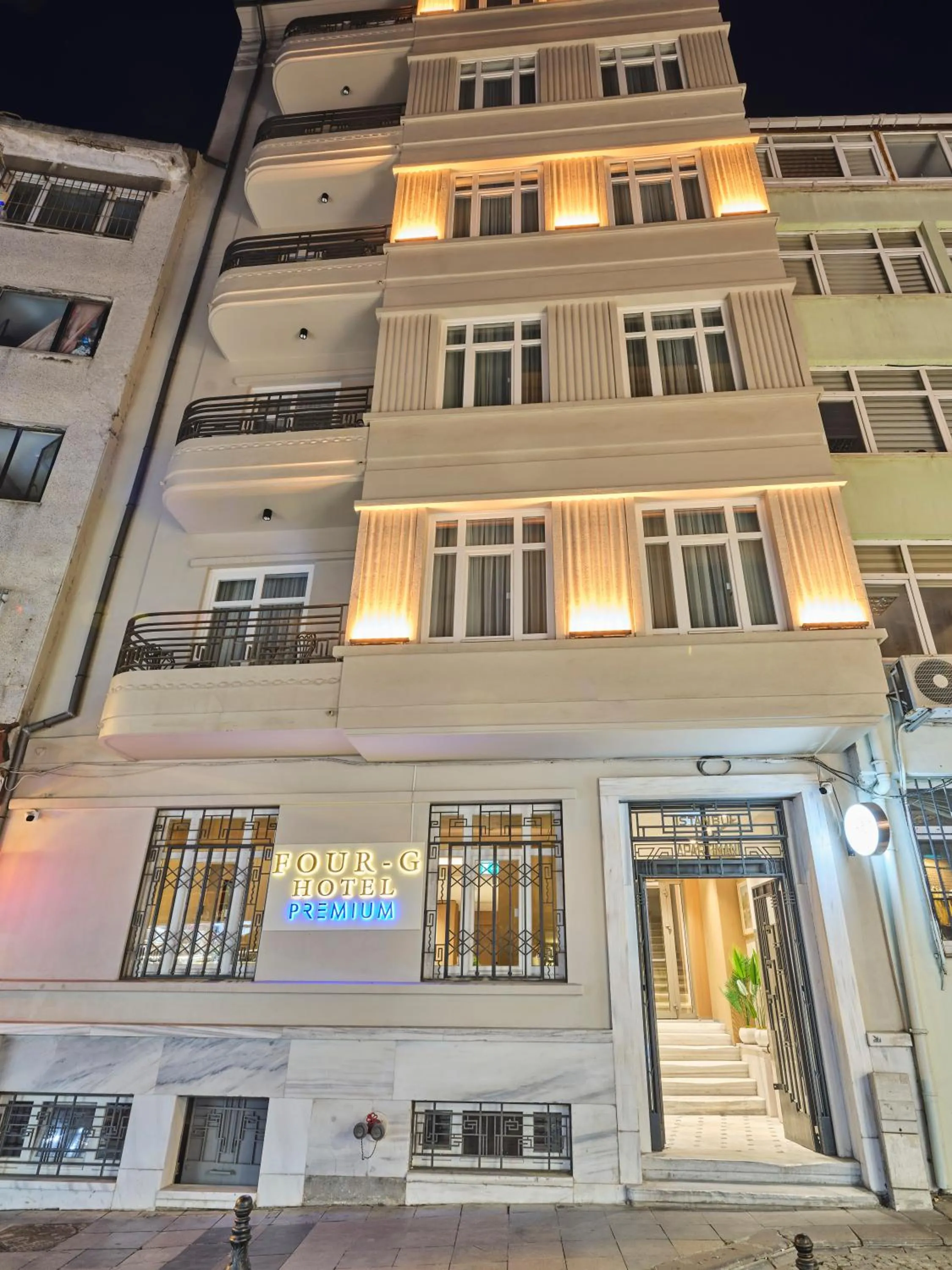 Property building in Four-G Hotel Premium