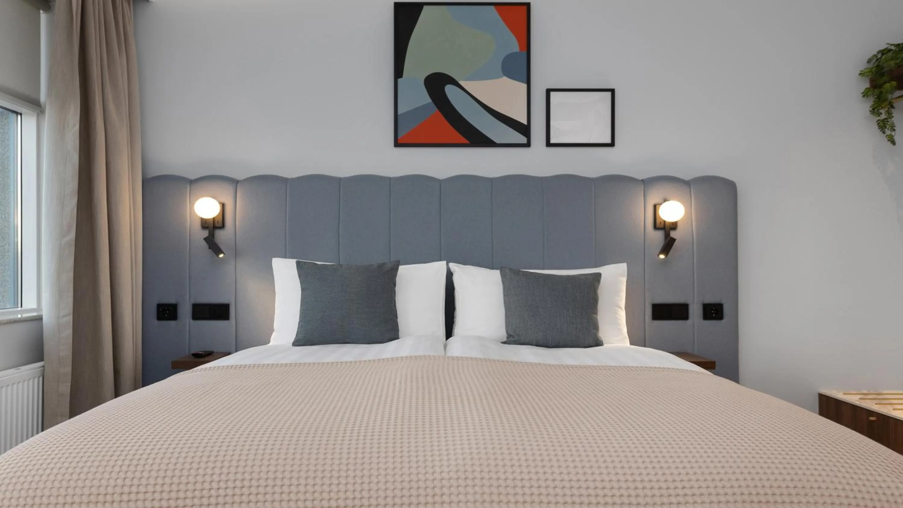 Photo of the whole room, Bed in Candlewood Suites Reykjavik by IHG