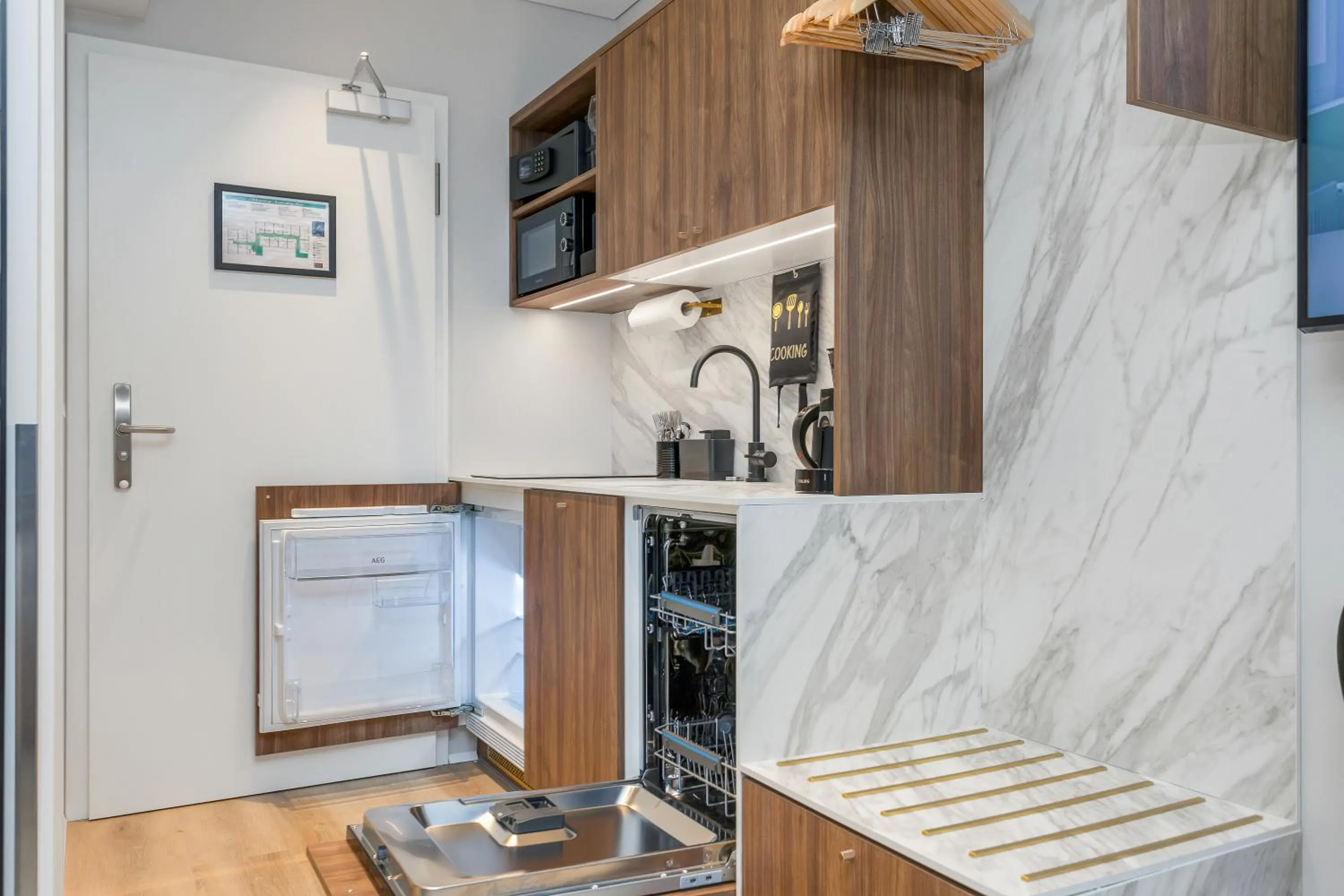 Kitchen or kitchenette in Candlewood Suites Reykjavik by IHG