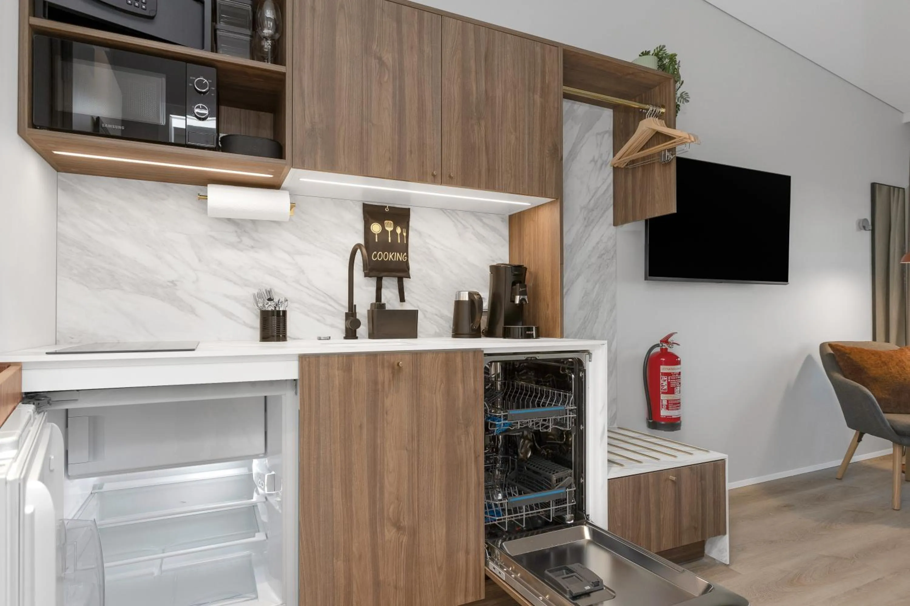 Kitchen or kitchenette in Candlewood Suites Reykjavik by IHG
