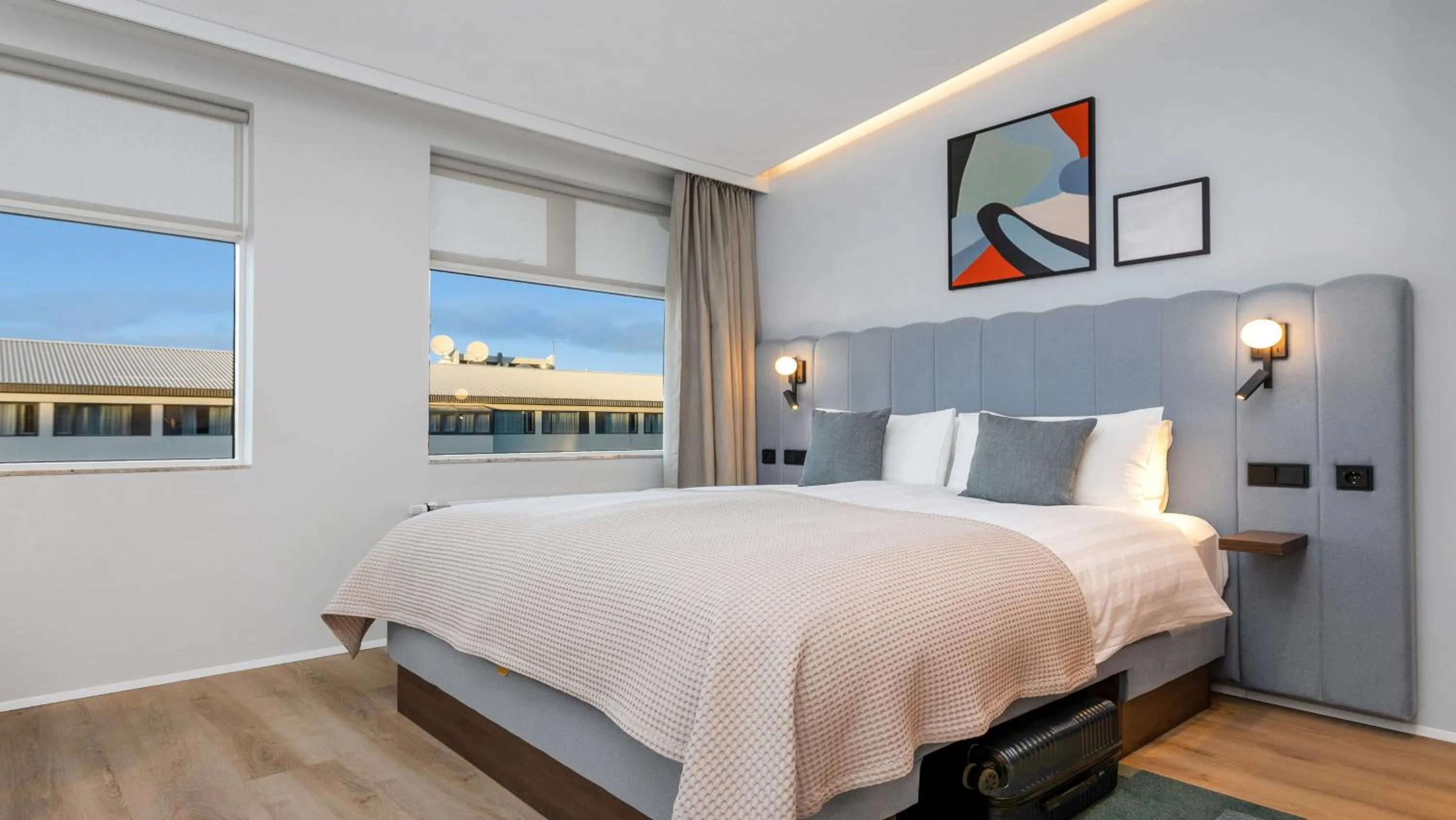 Photo of the whole room, Bed in Candlewood Suites Reykjavik by IHG