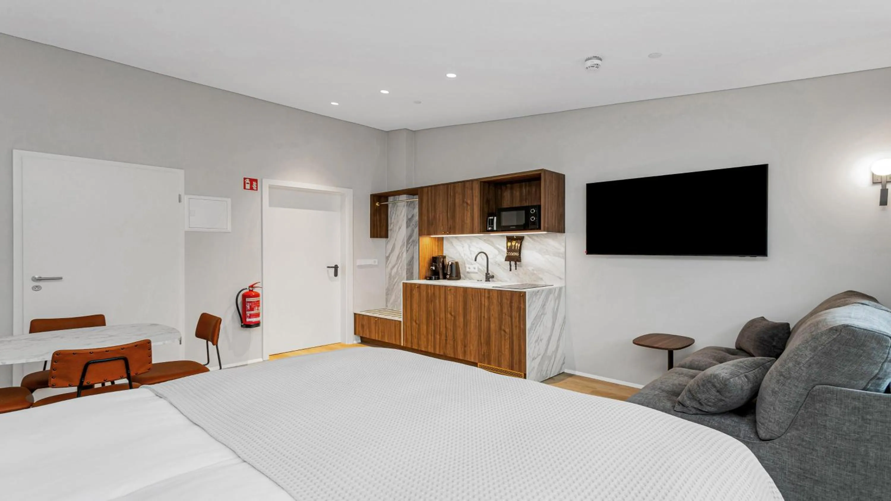 Photo of the whole room, Bed in Candlewood Suites Reykjavik by IHG