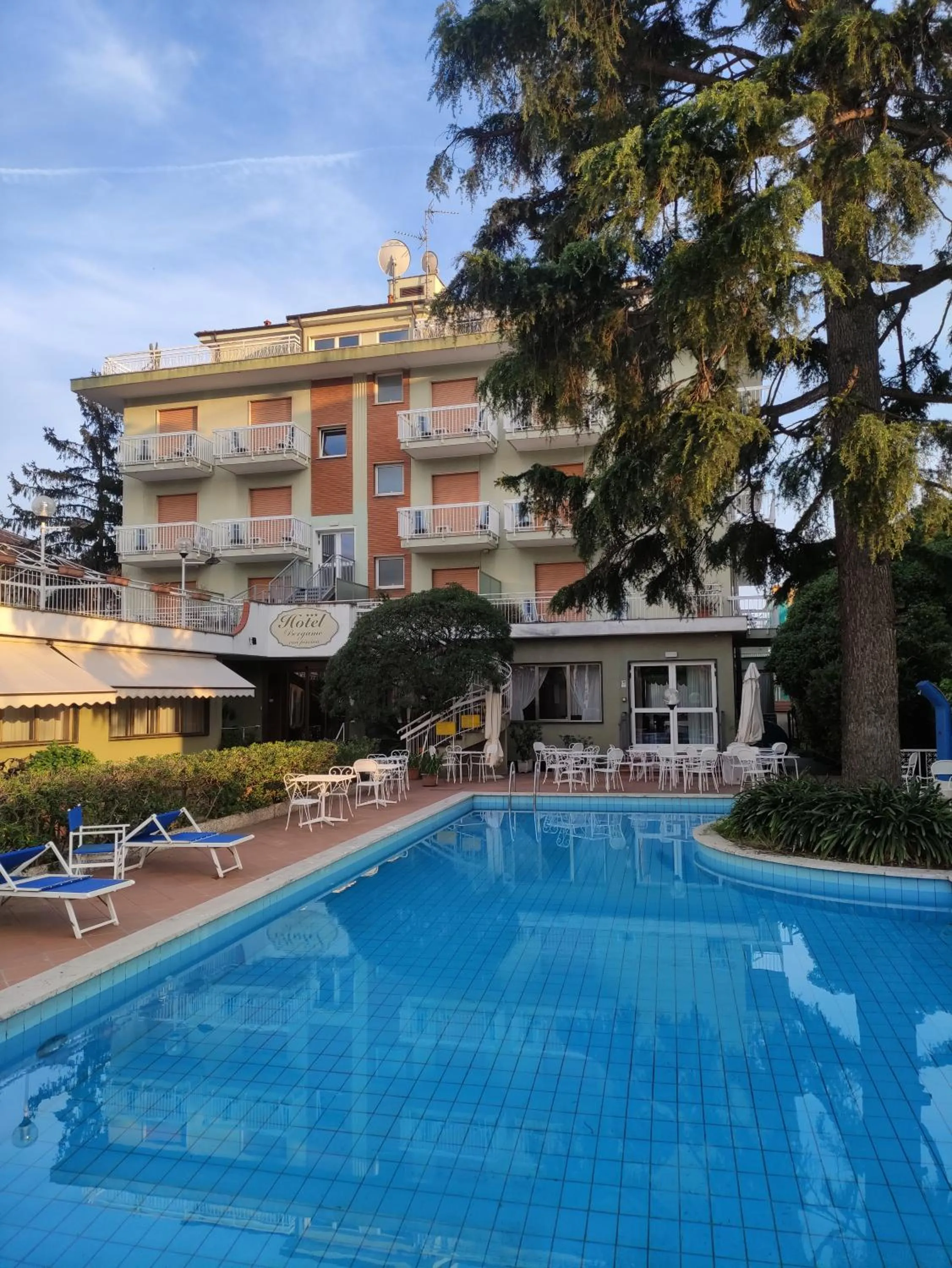 Swimming pool in Hotel Bergamo Mare Mhotelsgroup