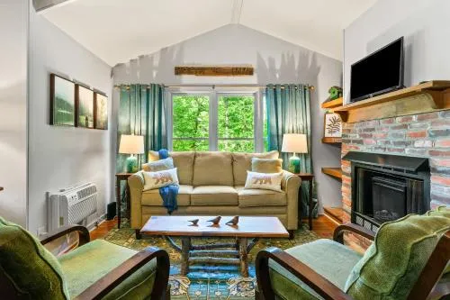 North 40 Lodge and Cabin