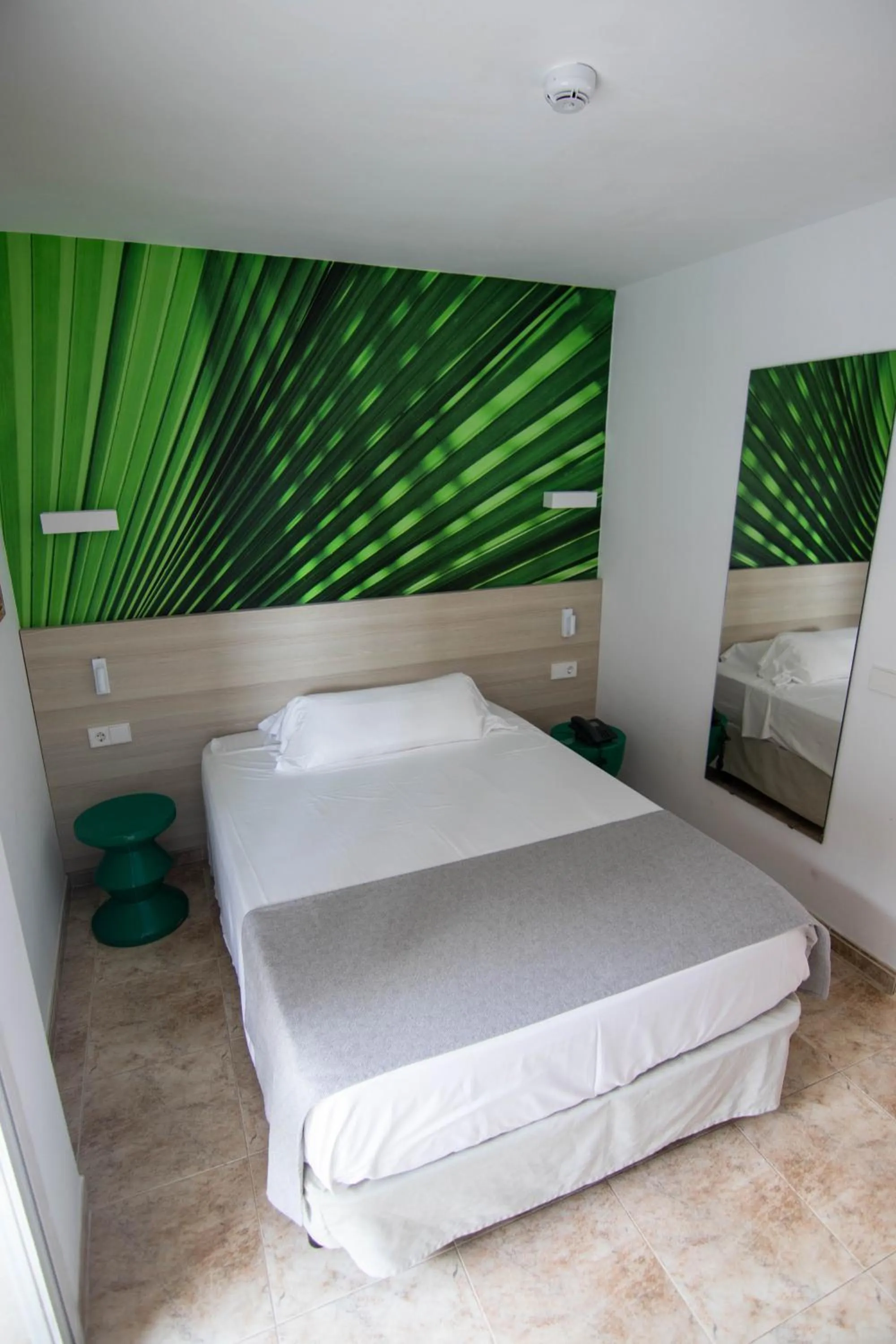 Photo of the whole room, Bed in Canyamel Classic & Spa, solo Adultos