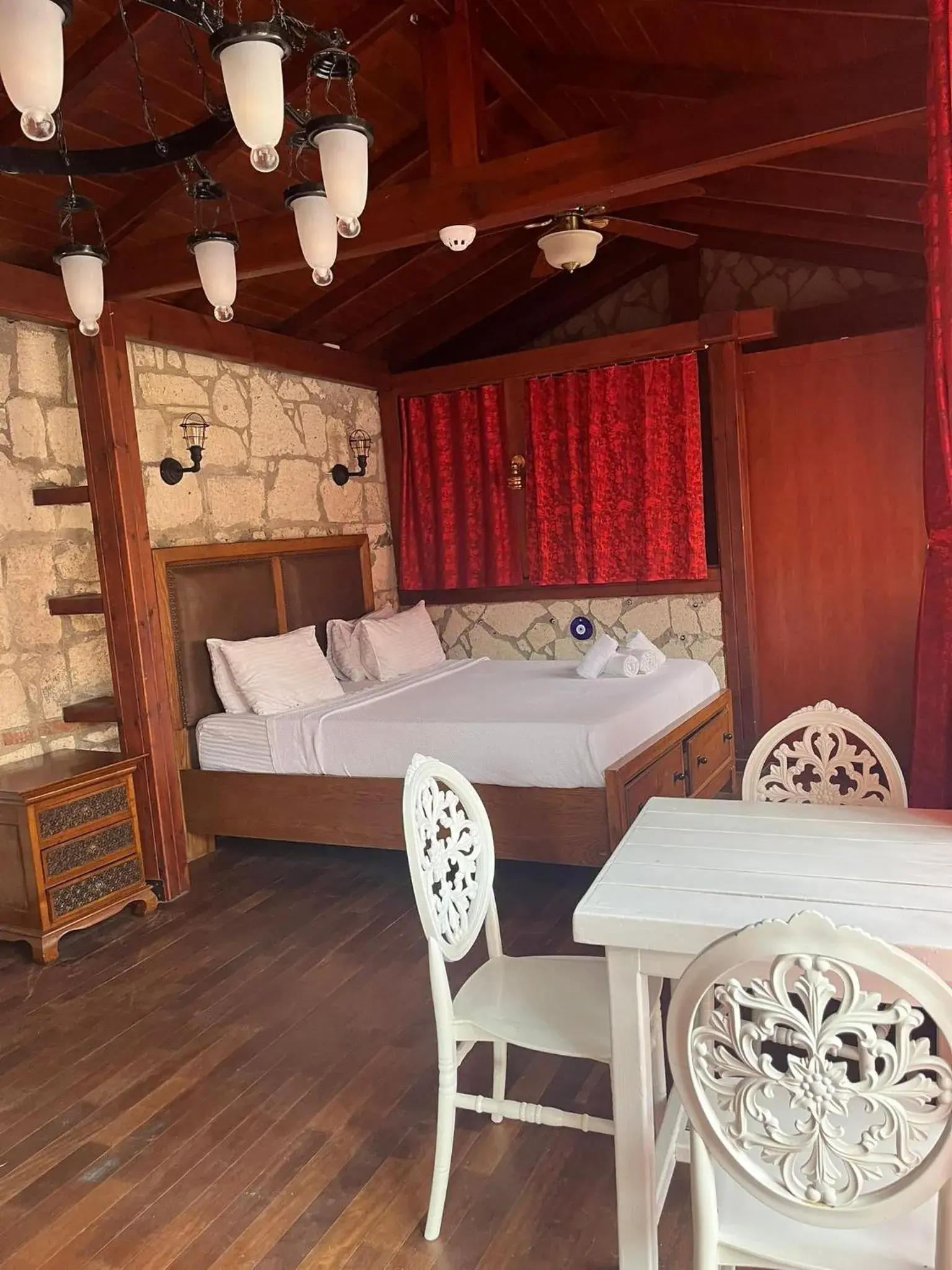 King Room with Pool View in Ala Konak Alaçatı King Room with Pool View in Ala Konak Alaçatı