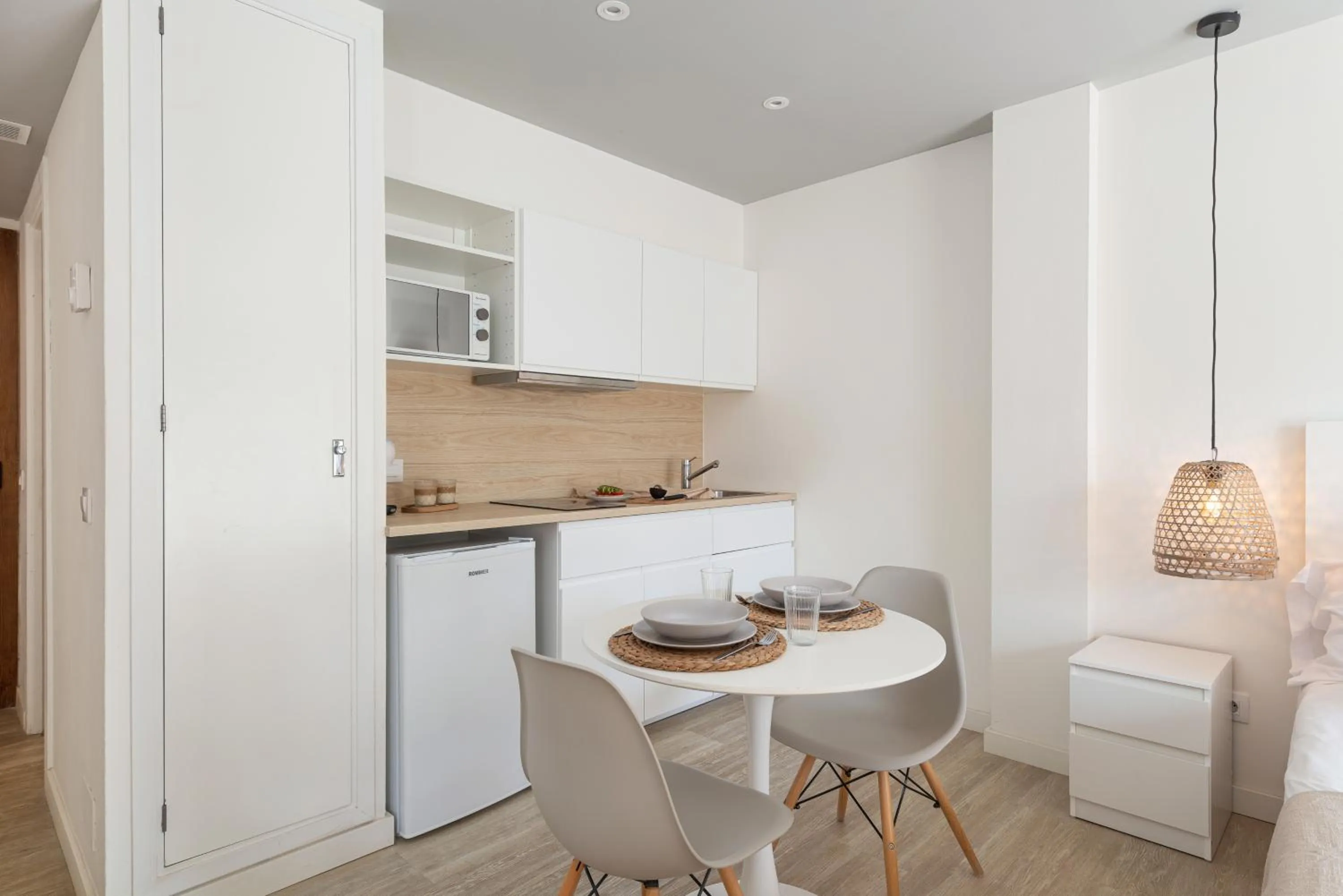 Kitchen or kitchenette in Bauló Mar Apartments