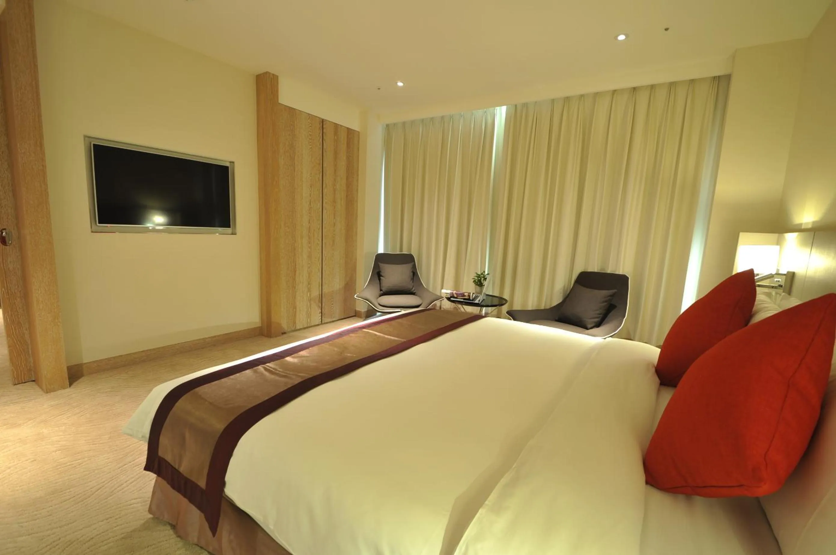 Bedroom, Bed in Kaohsiung International Plaza