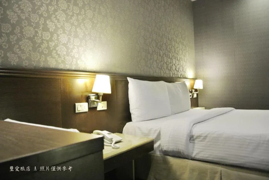Bed in Say Love Hotel