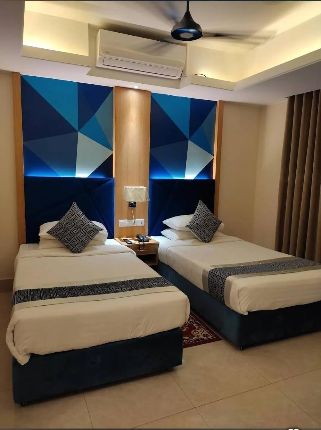 Deluxe Twin Room in La Villa Bogura