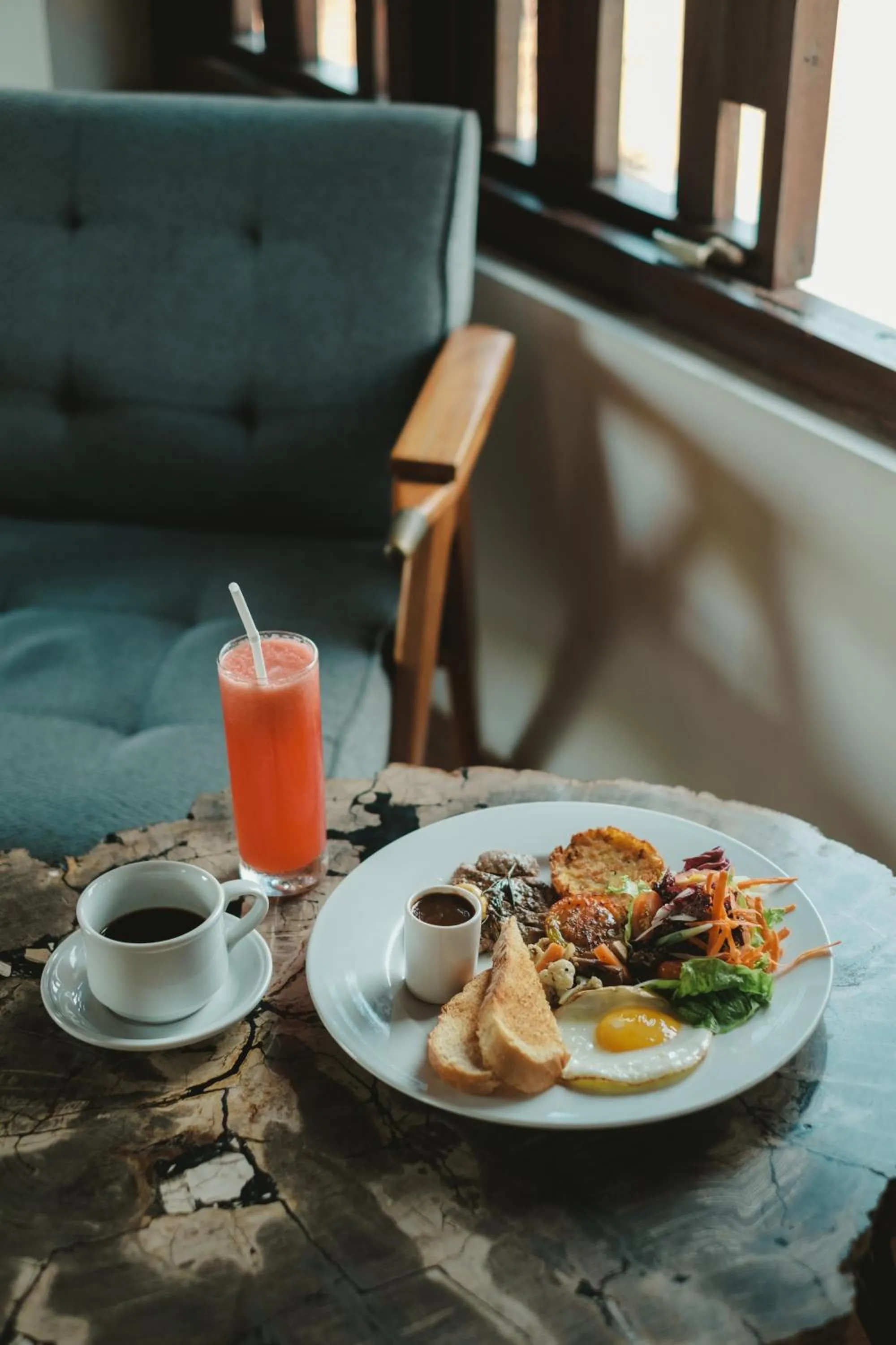 Food and drinks in The Visala Boutique Suites Seminyak