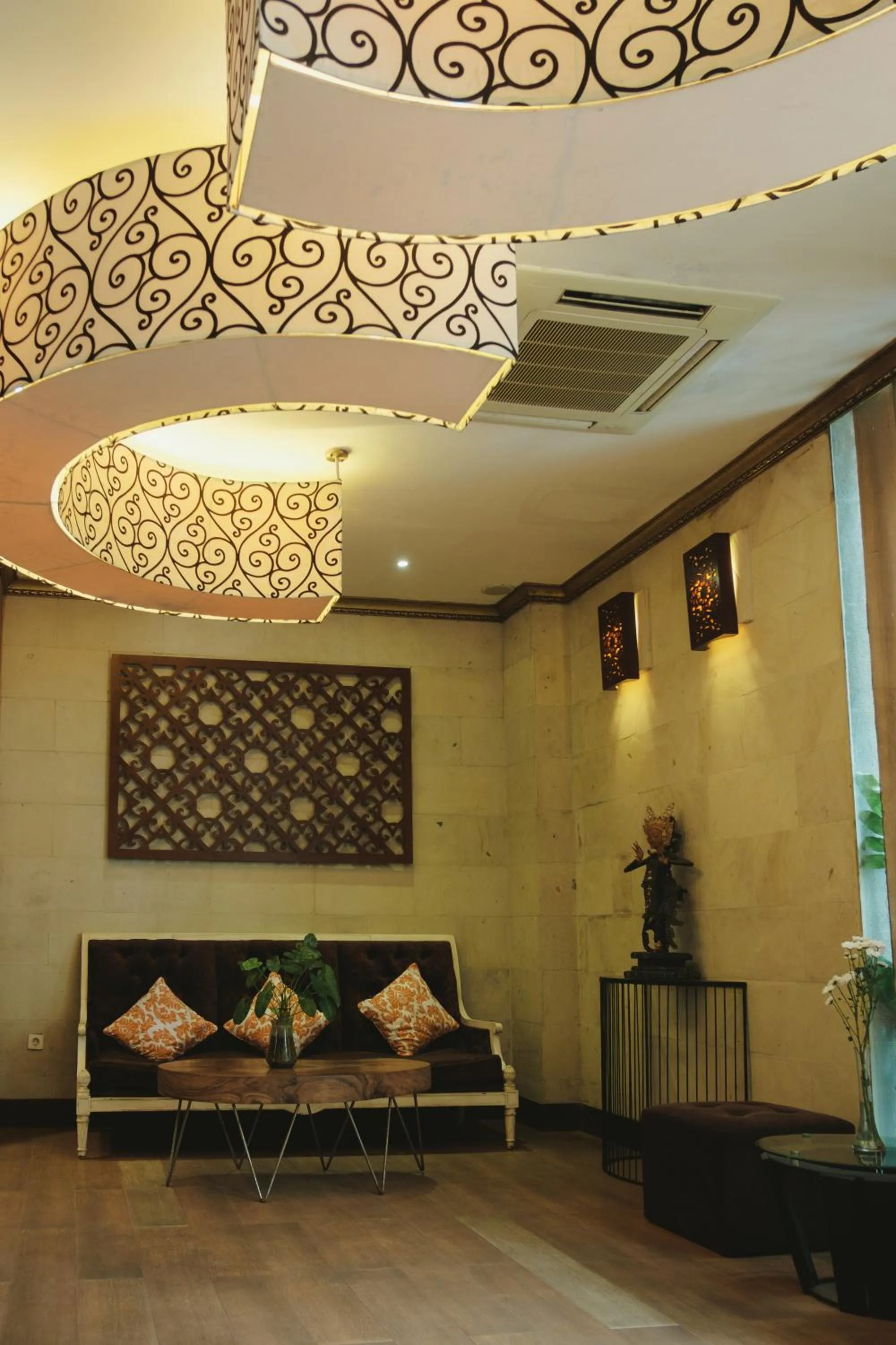 Lobby or reception in The Visala Boutique Suites Seminyak