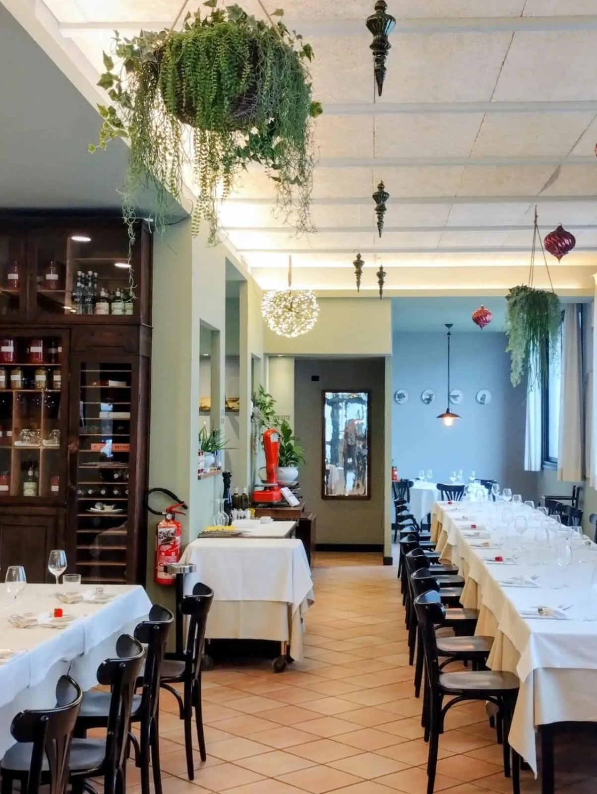 Restaurant/places to eat in Hotel Classicano
