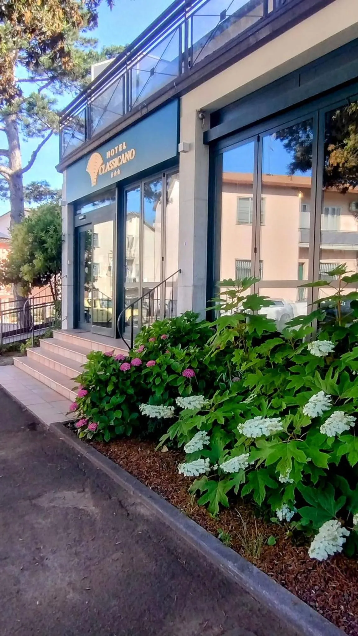 Property building in Hotel Classicano