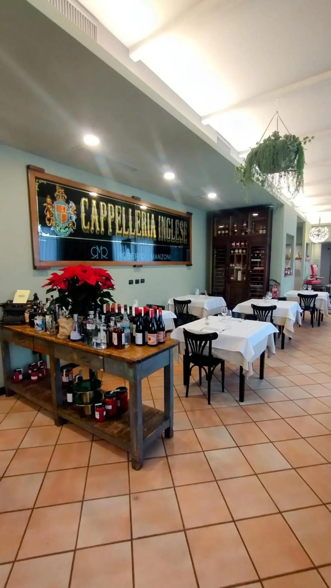 Restaurant/places to eat in Hotel Classicano