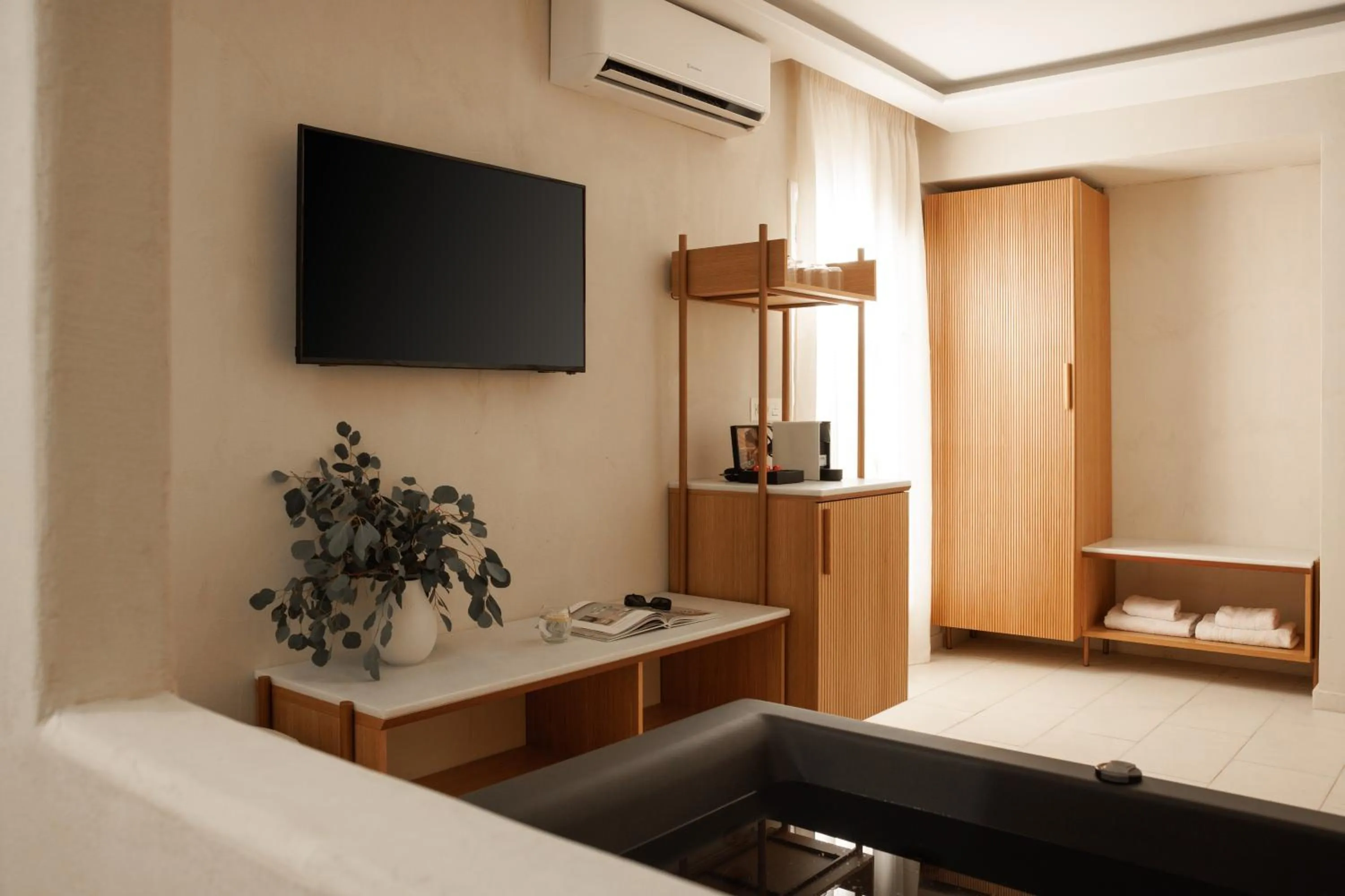 TV and multimedia in Polis of Naxos