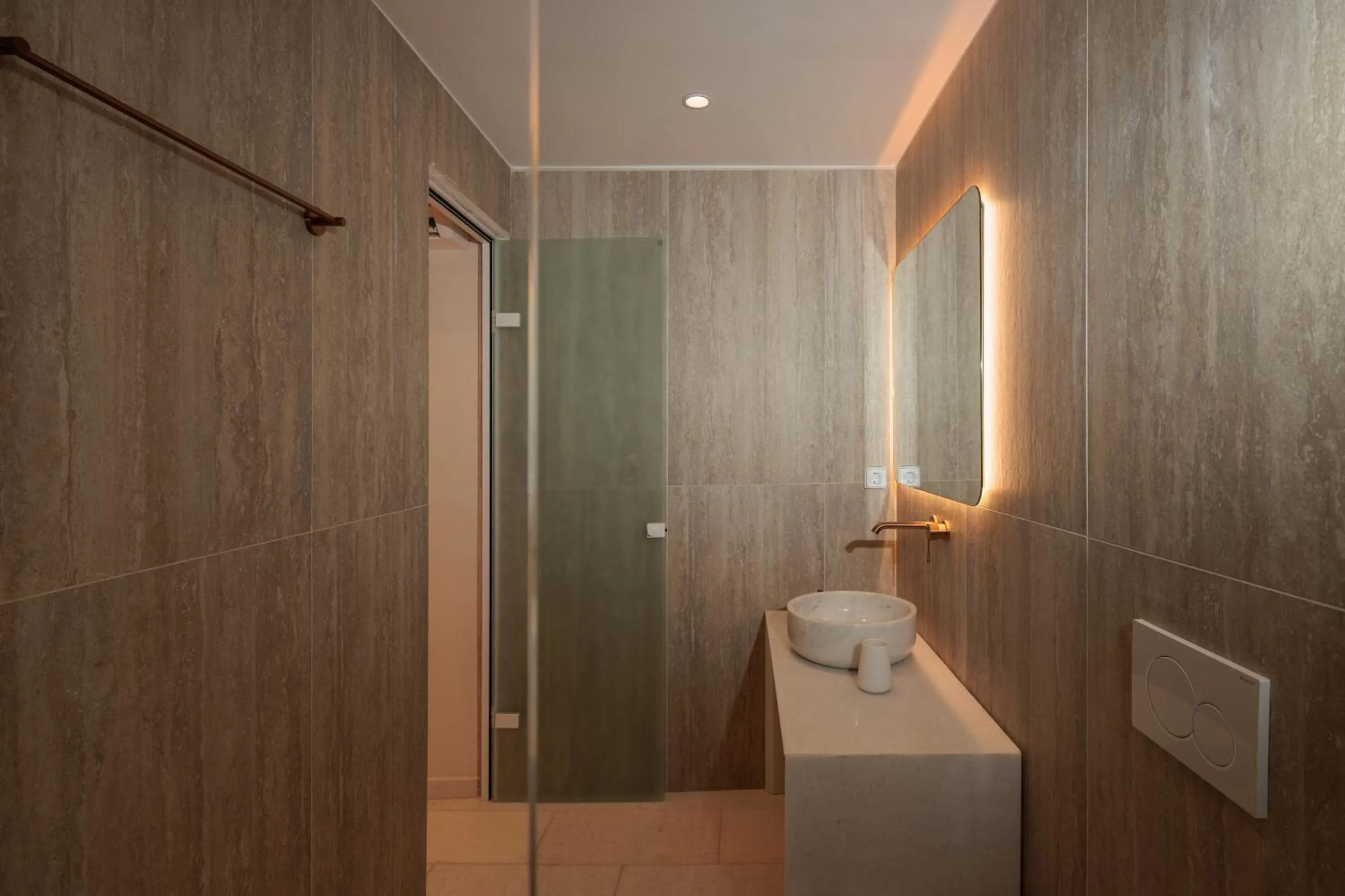 Bathroom in Polis of Naxos