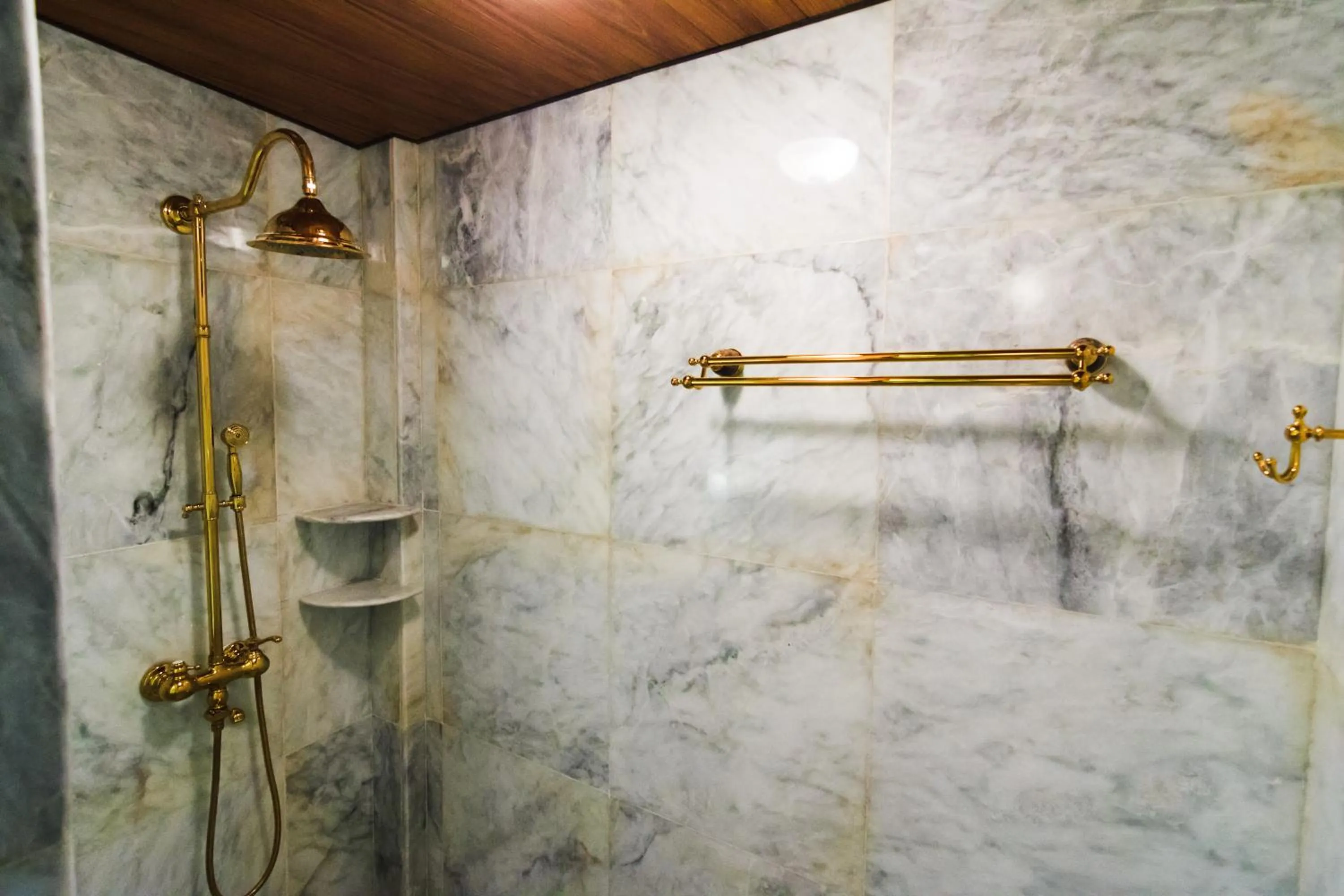 Bathroom in Hotel Luna Annex