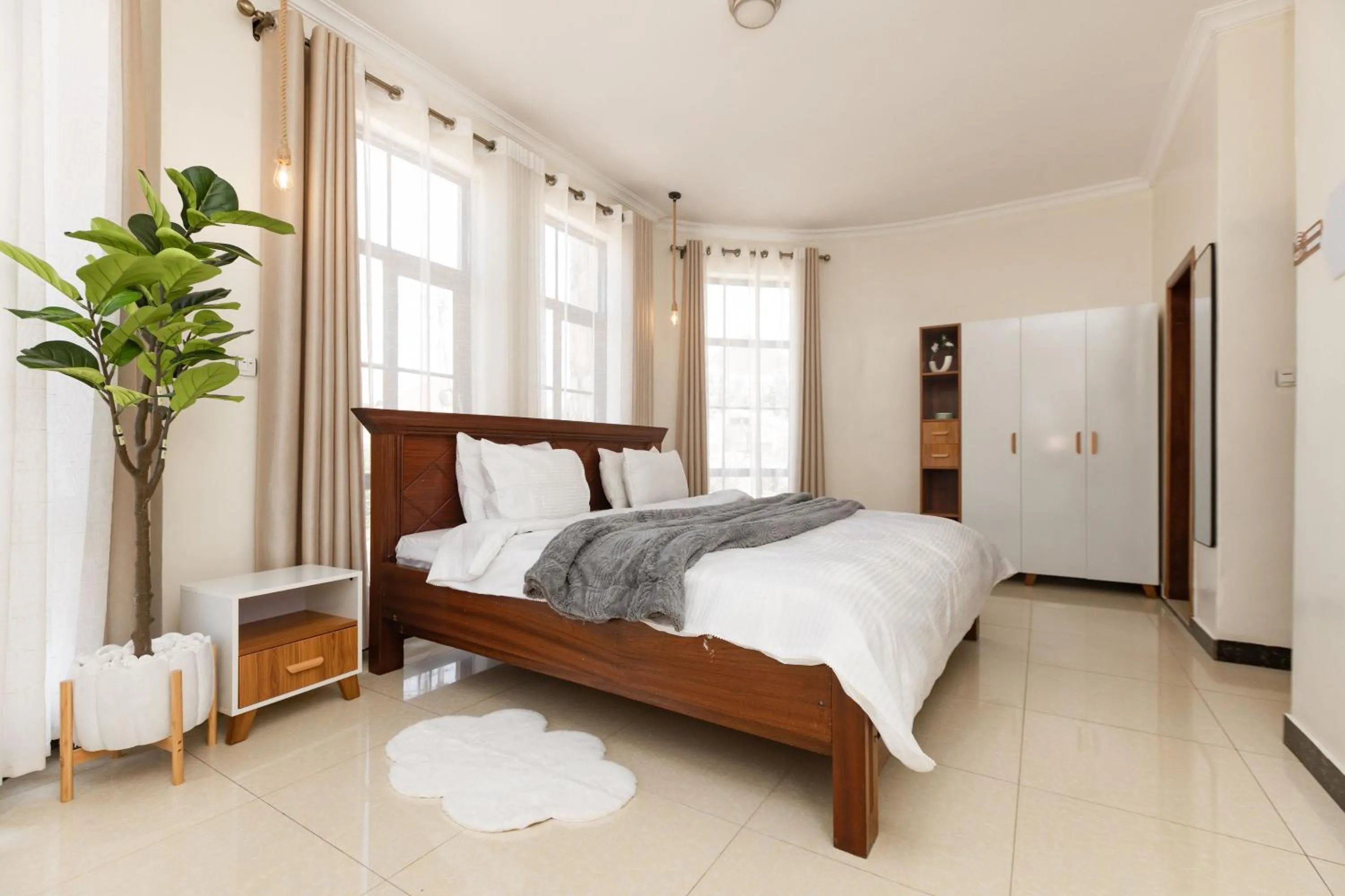 Bed in kigali Pillar House inn