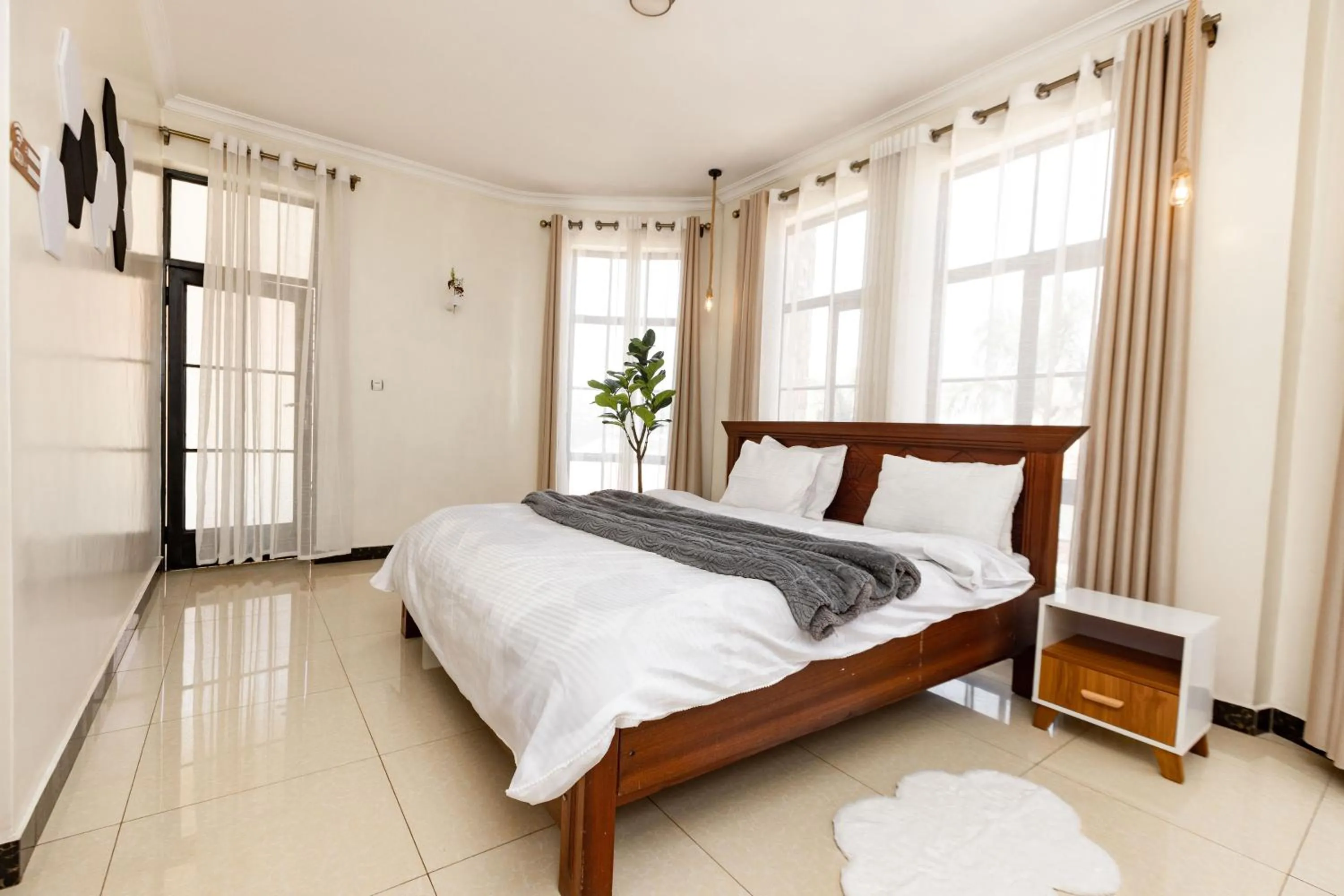 Bed in kigali Pillar House inn